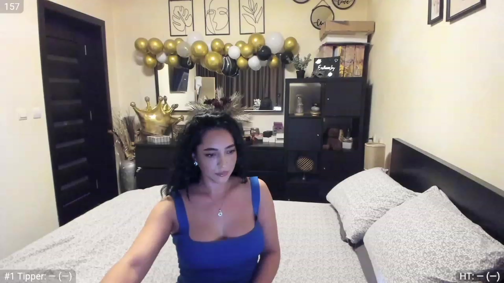 Gallery image thumbnail from EndlesssJoy's myfreecams stream on, 03/22/2023, 01:11 image 12 of 20