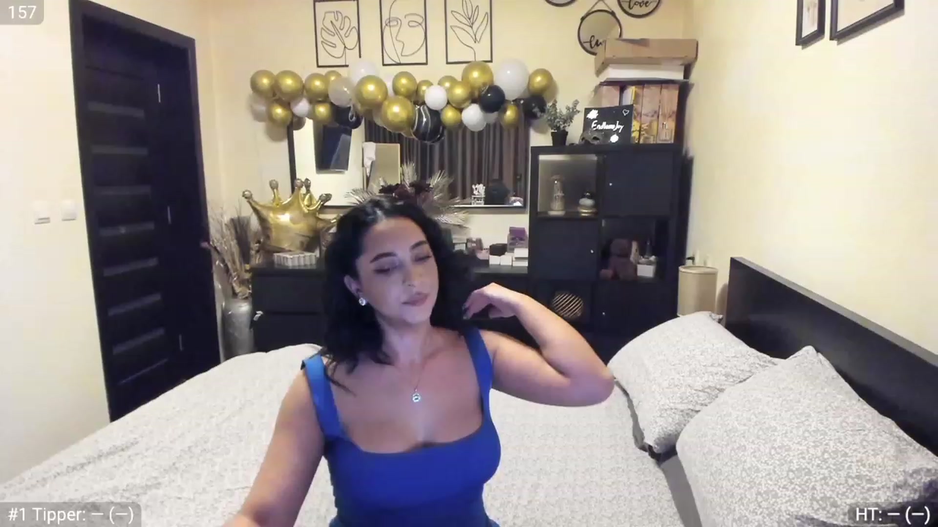 Gallery image thumbnail from EndlesssJoy's myfreecams stream on, 03/22/2023, 01:11 image 16 of 20