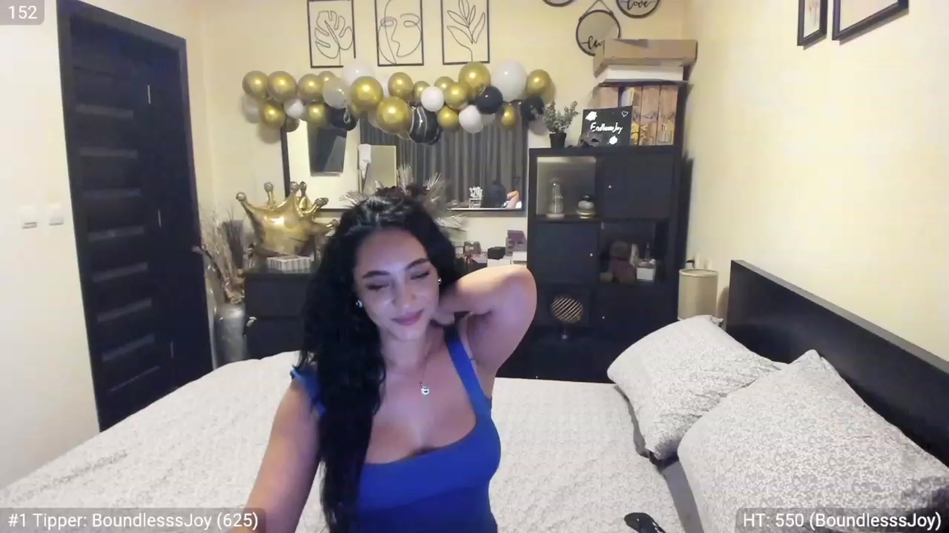 Gallery image thumbnail from EndlesssJoy's myfreecams stream on, 03/22/2023, 04:54 image 7 of 20