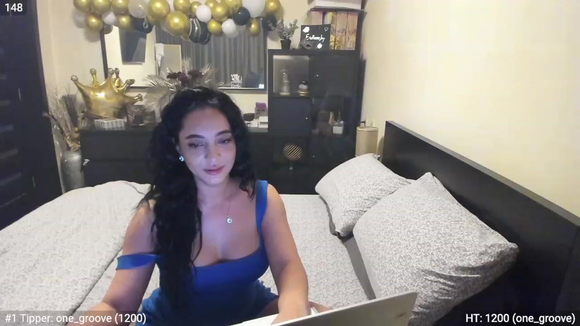 Gallery image thumbnail from EndlesssJoy's myfreecams stream on, 03/22/2023, 04:54 image 17 of 20