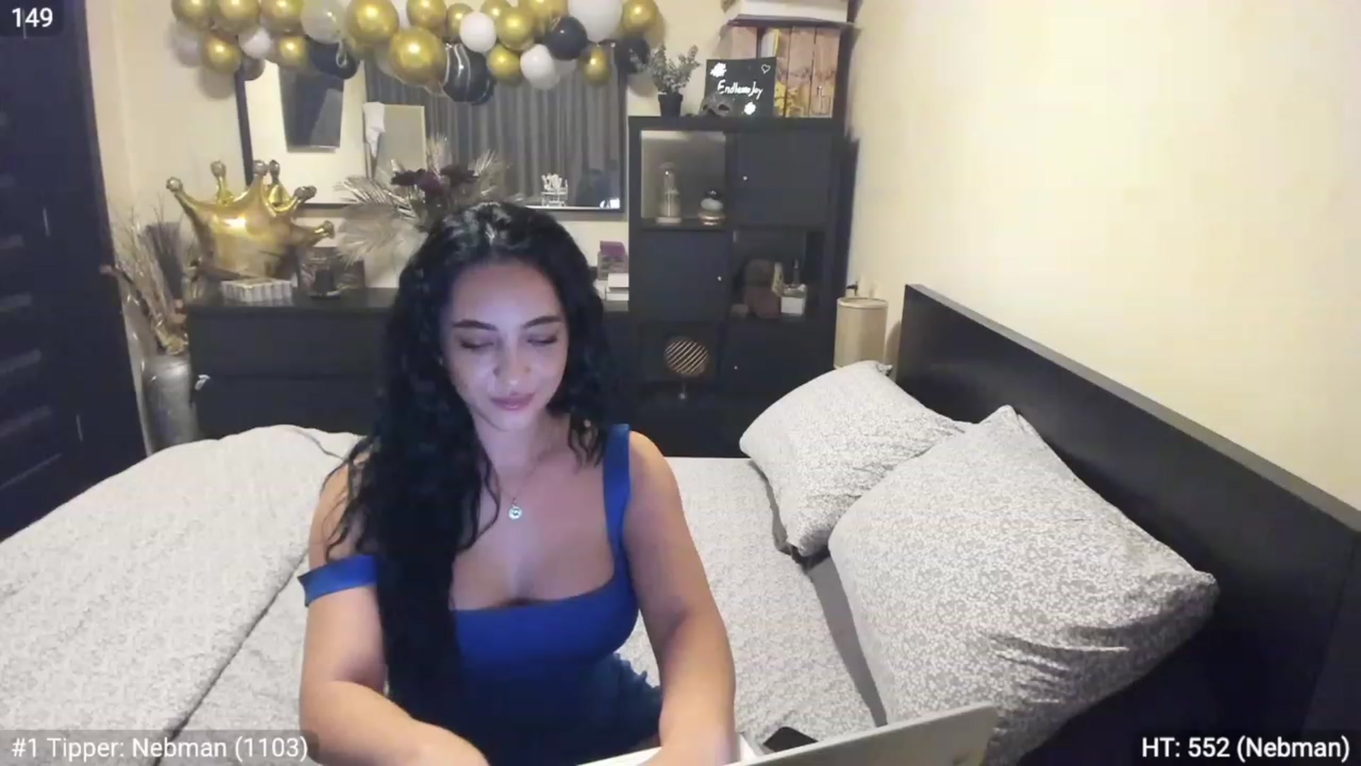 Gallery image thumbnail from EndlesssJoy's myfreecams stream on, 03/22/2023, 04:54 image 14 of 20