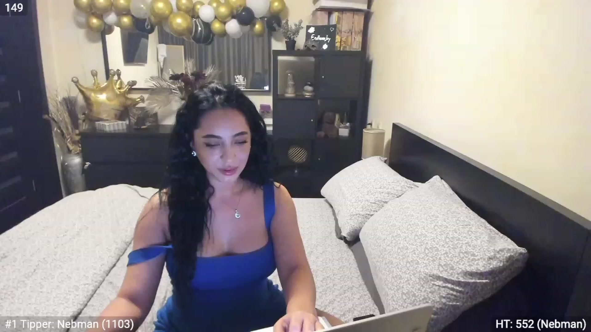 Gallery image thumbnail from EndlesssJoy's myfreecams stream on, 03/22/2023, 04:54 image 12 of 20