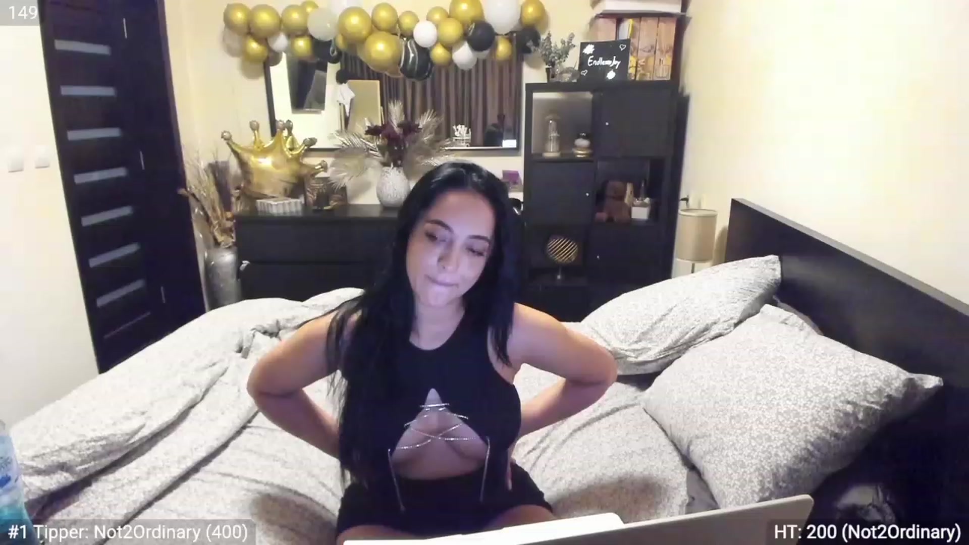 Gallery image thumbnail from EndlesssJoy's myfreecams stream on, 03/24/2023, 07:16 image 1 of 20