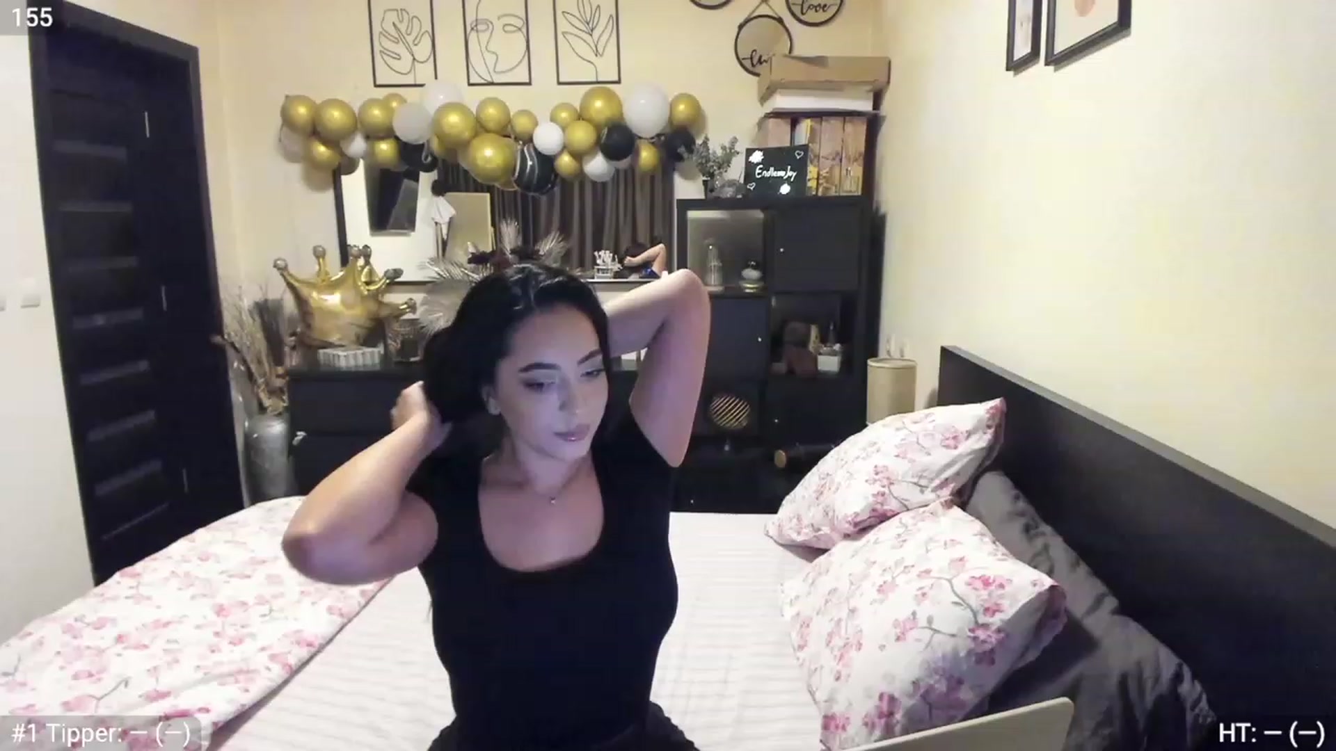 Gallery image thumbnail from EndlesssJoy's myfreecams stream on, 03/25/2023, 04:01 image 3 of 20