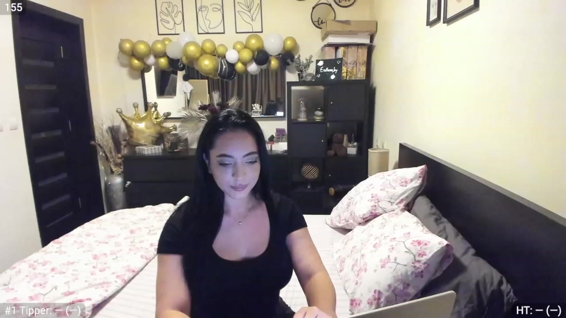 Gallery image thumbnail from EndlesssJoy's myfreecams stream on, 03/25/2023, 04:01 image 5 of 20