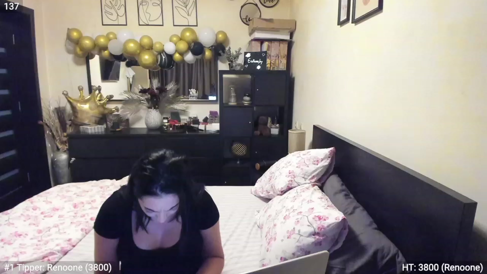 Gallery image thumbnail from EndlesssJoy's myfreecams stream on, 03/25/2023, 07:55 image 6 of 20