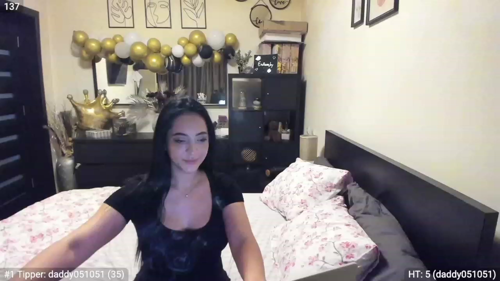 Gallery image thumbnail from EndlesssJoy's myfreecams stream on, 03/25/2023, 07:55 image 15 of 20