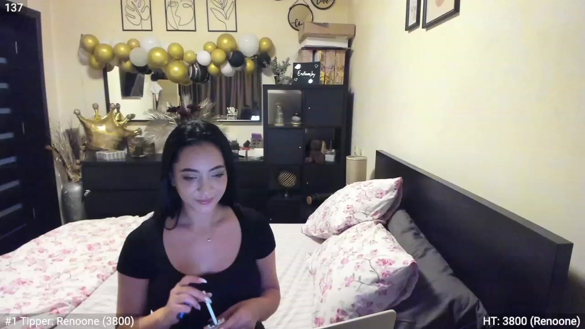 Gallery image thumbnail from EndlesssJoy's myfreecams stream on, 03/25/2023, 07:55 image 8 of 20