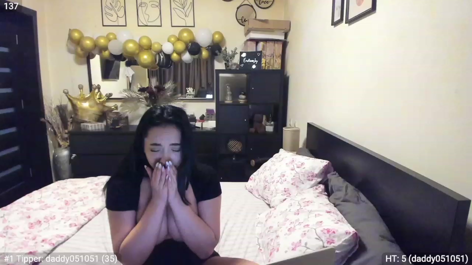 Gallery image thumbnail from EndlesssJoy's myfreecams stream on, 03/25/2023, 07:55 image 17 of 20