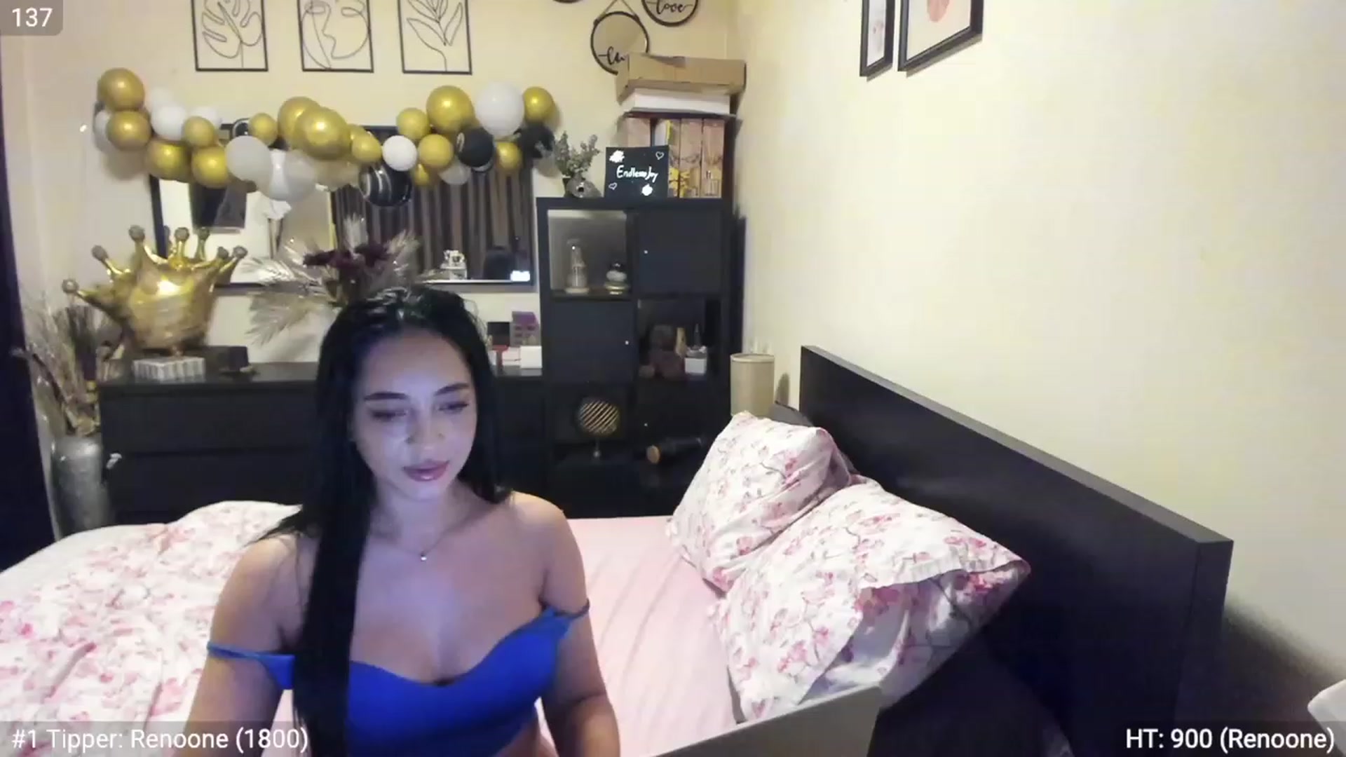 Gallery image thumbnail from EndlesssJoy's myfreecams stream on, 03/26/2023, 04:34 image 6 of 20