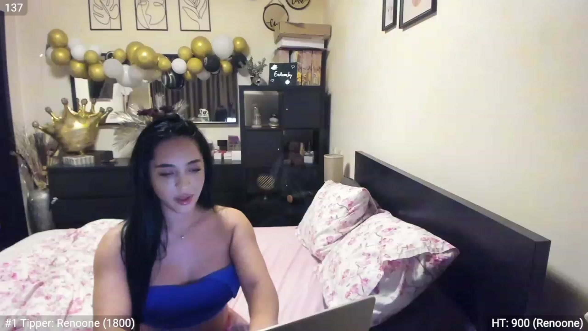 Gallery image thumbnail from EndlesssJoy's myfreecams stream on, 03/26/2023, 04:34 image 10 of 20