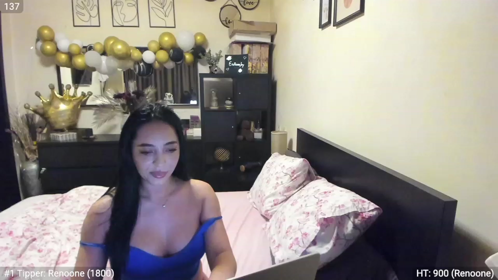Gallery image thumbnail from EndlesssJoy's myfreecams stream on, 03/26/2023, 04:34 image 4 of 20