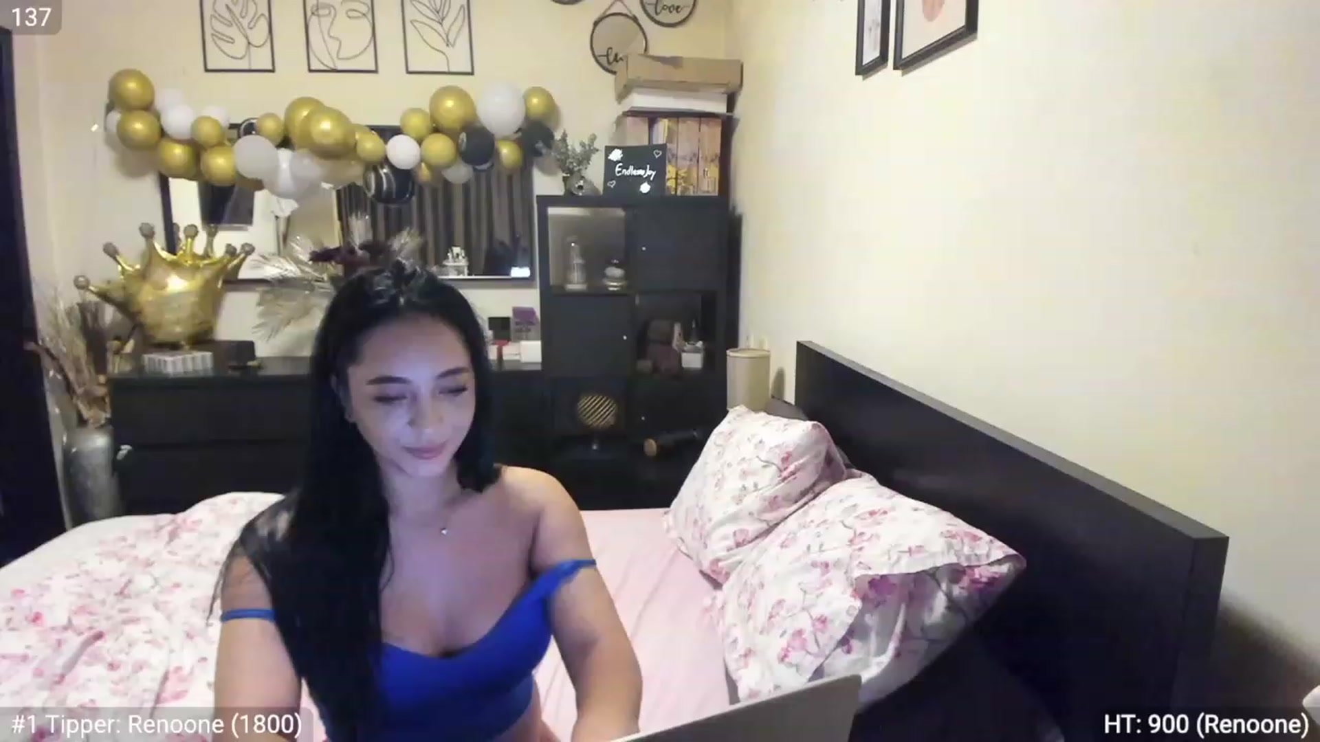 Gallery image thumbnail from EndlesssJoy's myfreecams stream on, 03/26/2023, 04:34 image 2 of 20