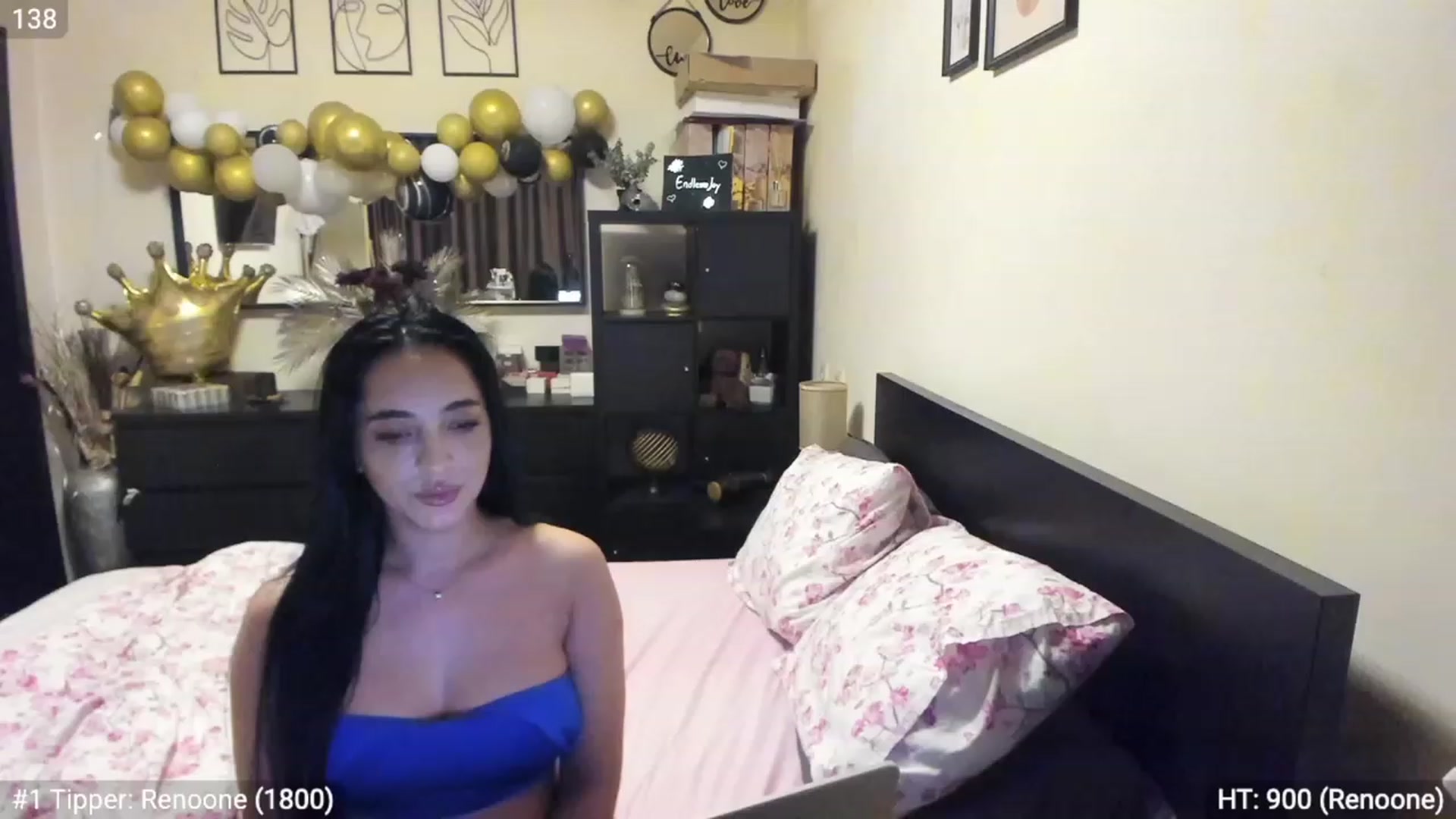 Gallery image thumbnail from EndlesssJoy's myfreecams stream on, 03/26/2023, 04:34 image 15 of 20