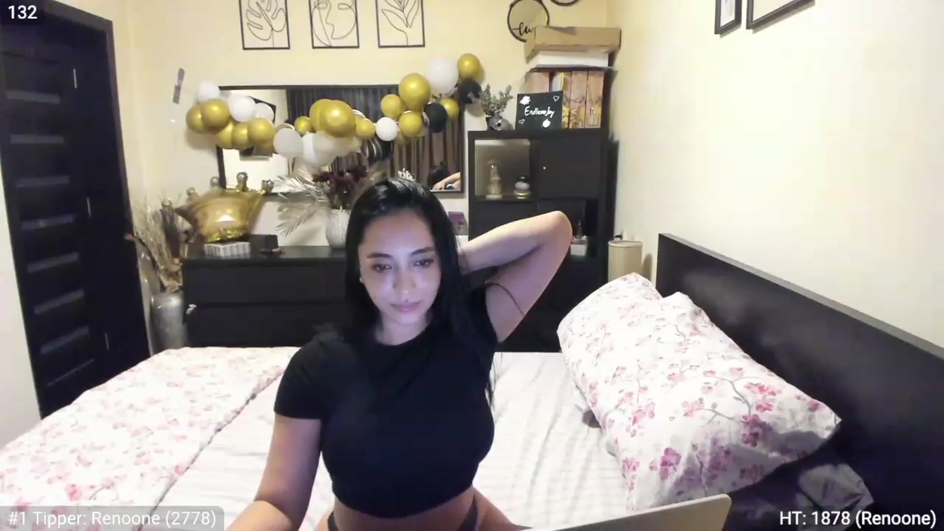 Gallery image thumbnail from EndlesssJoy's myfreecams stream on, 03/27/2023, 06:02 image 14 of 20