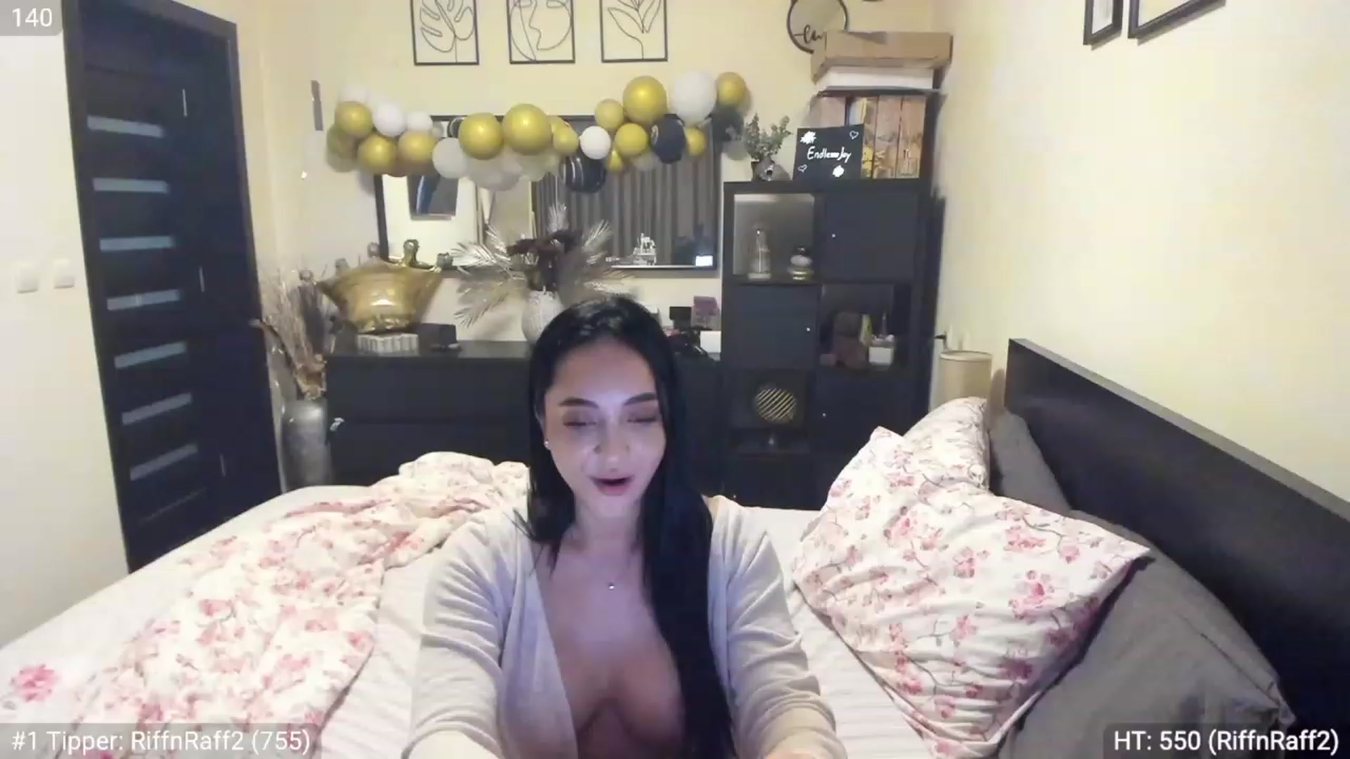 Gallery image thumbnail from EndlesssJoy's myfreecams stream on, 03/30/2023, 07:26 image 9 of 20