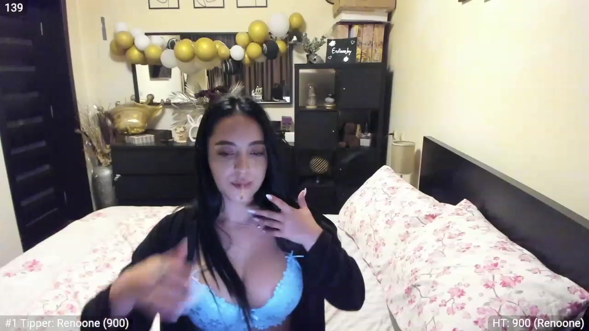 Gallery image thumbnail from EndlesssJoy's myfreecams stream on, 03/31/2023, 05:21 image 15 of 20