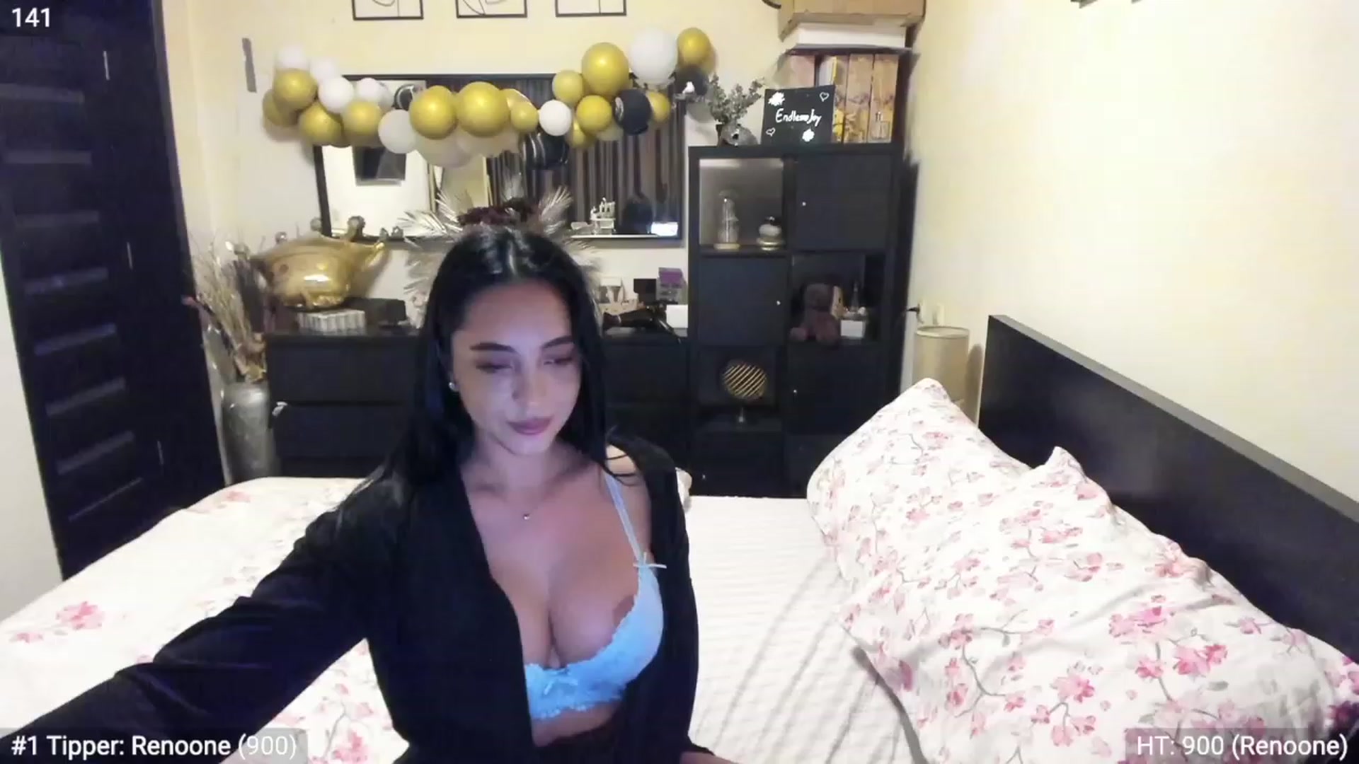 Gallery image thumbnail from EndlesssJoy's myfreecams stream on, 03/31/2023, 05:21 image 3 of 20