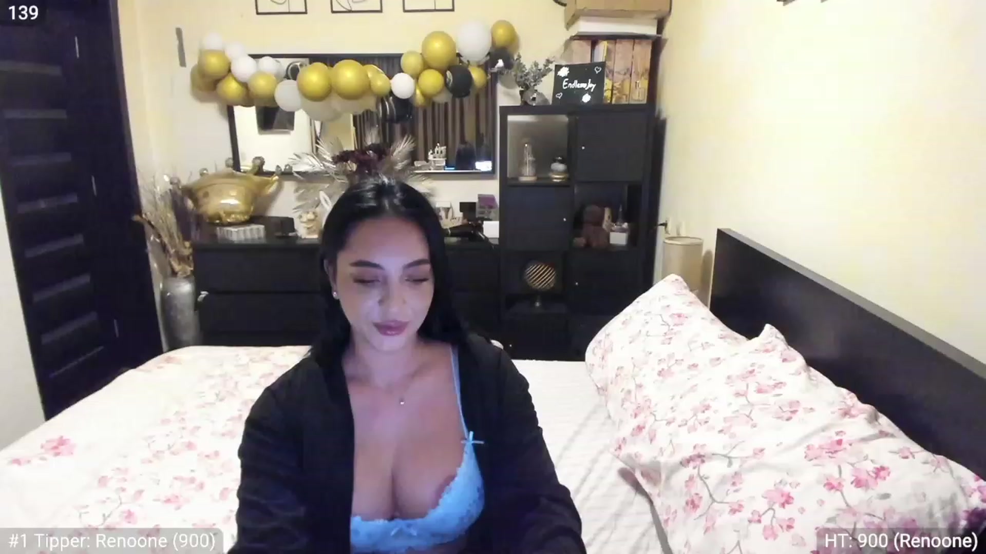 Gallery image thumbnail from EndlesssJoy's myfreecams stream on, 03/31/2023, 05:21 image 5 of 20