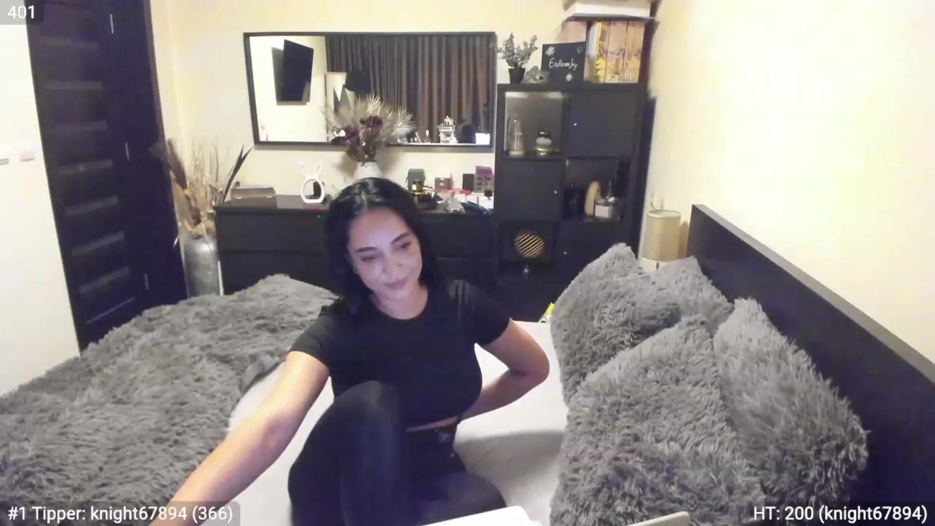 Gallery image thumbnail from EndlesssJoy's myfreecams stream on, 04/09/2023, 03:28 image 20 of 20