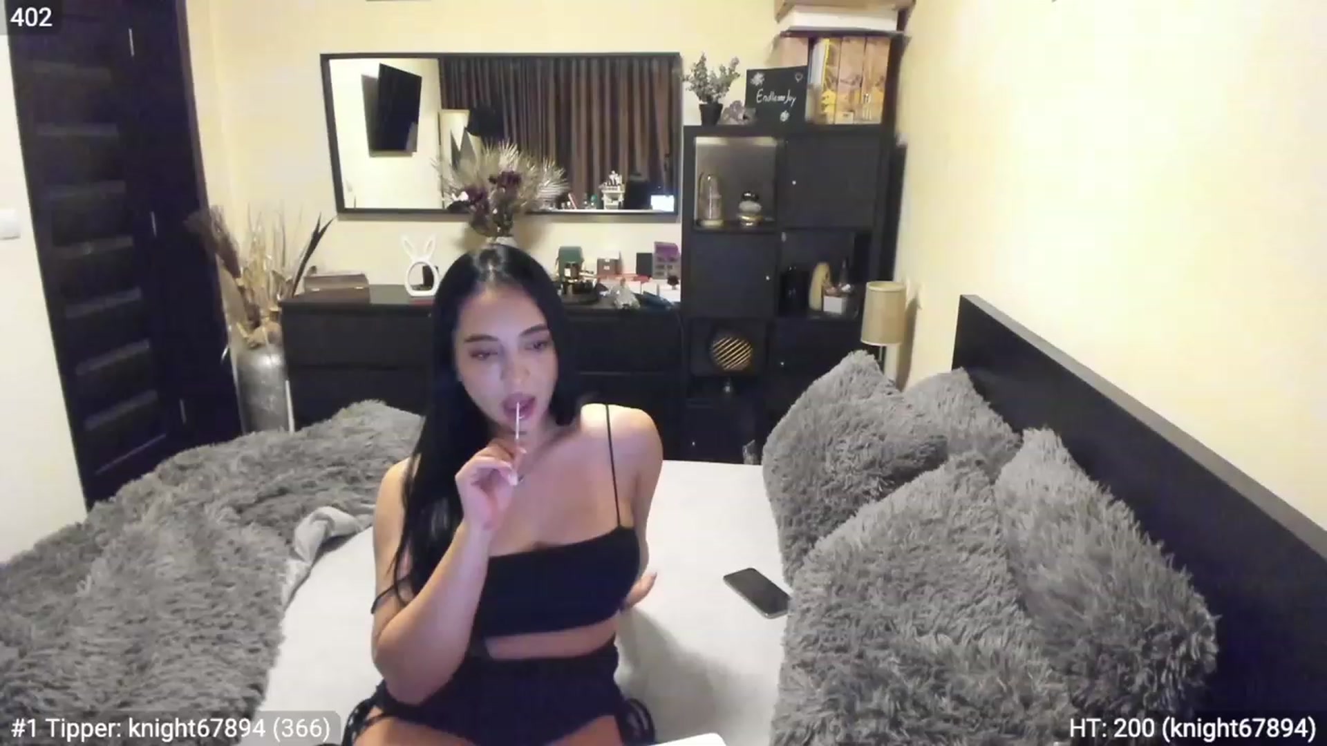 Gallery image thumbnail from EndlesssJoy's myfreecams stream on, 04/09/2023, 03:28 image 8 of 20