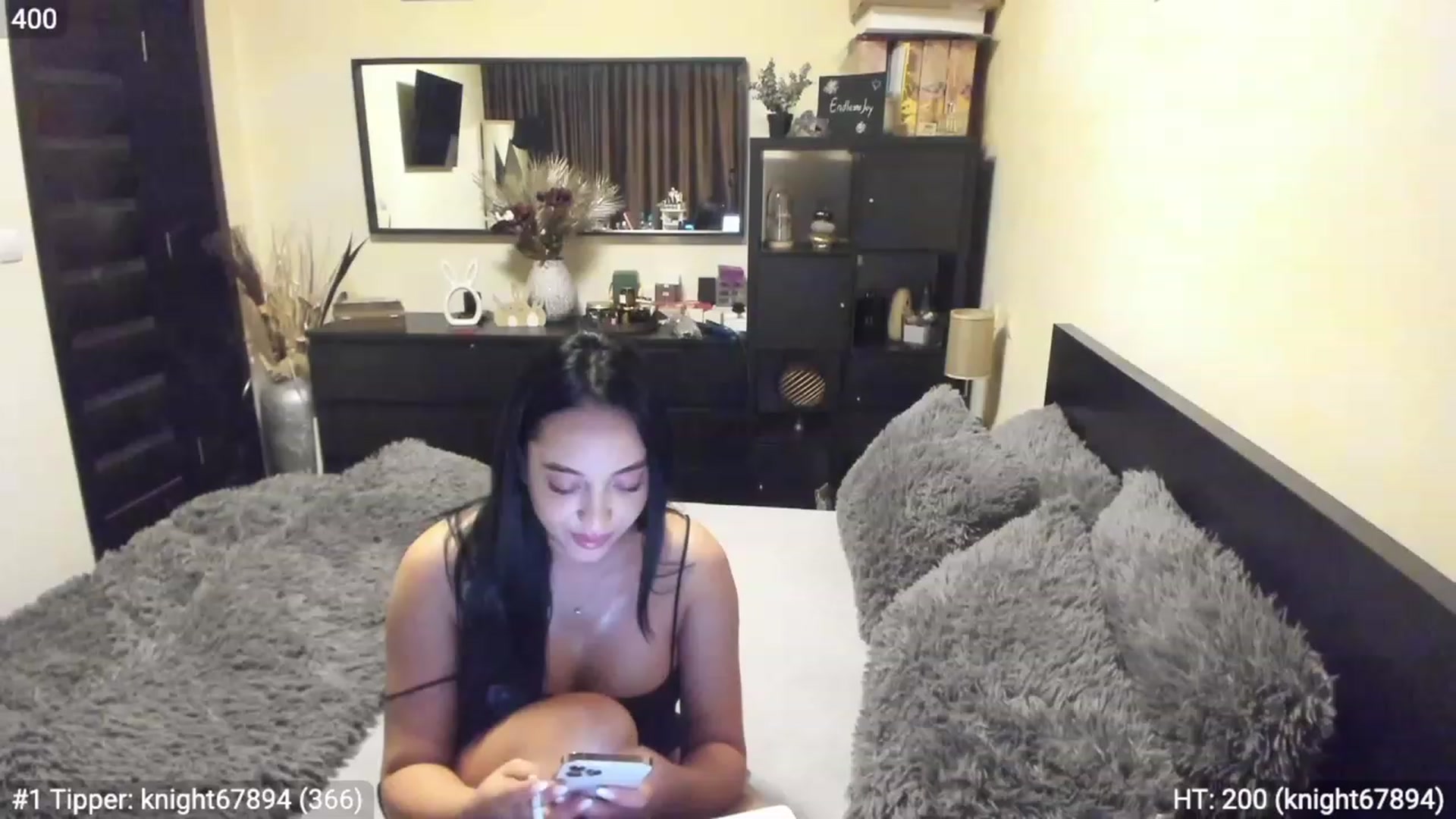 Gallery image thumbnail from EndlesssJoy's myfreecams stream on, 04/09/2023, 03:28 image 6 of 20
