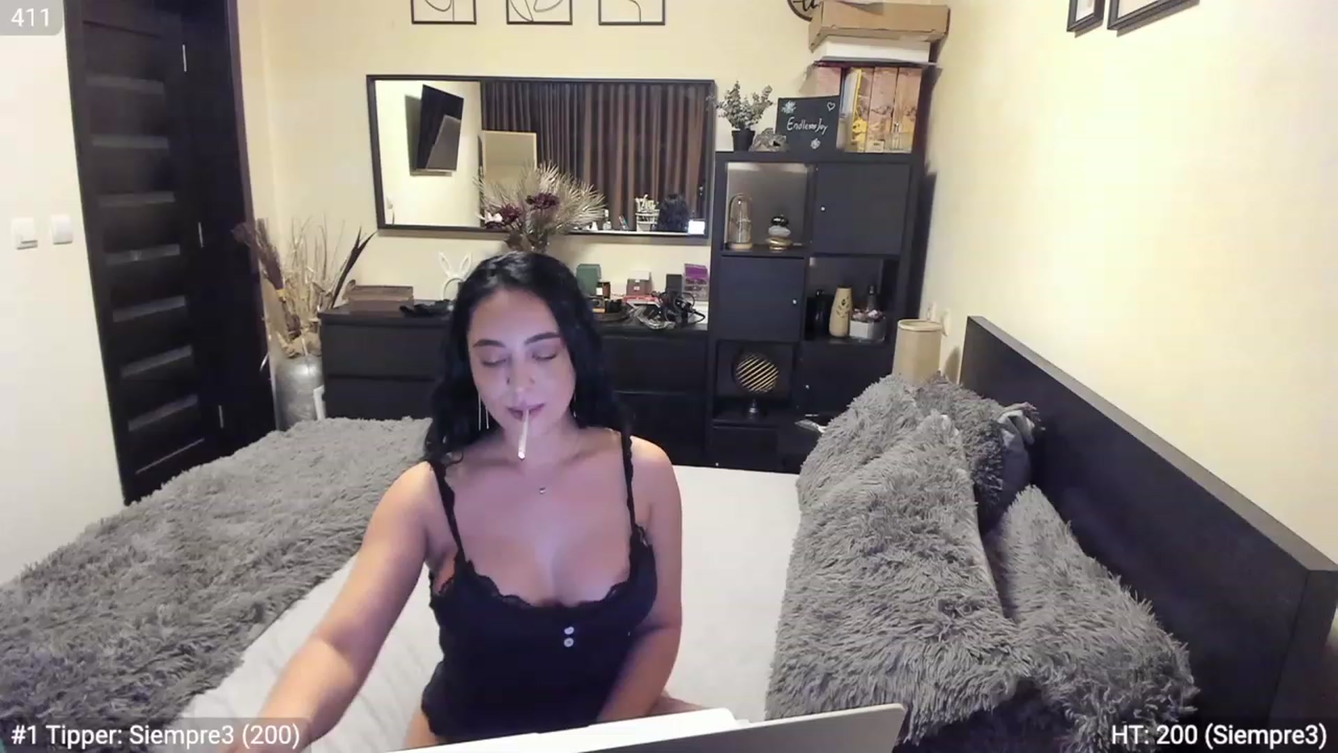 Gallery image thumbnail from EndlesssJoy's myfreecams stream on, 04/14/2023, 01:50 image 5 of 20