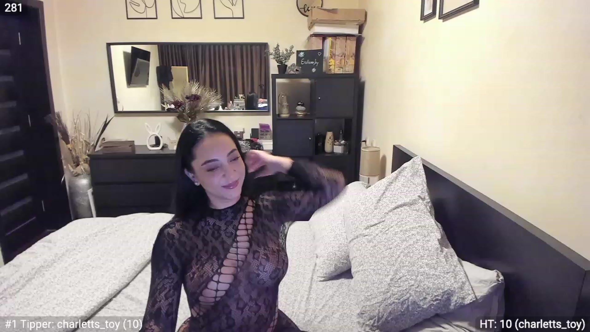 Gallery image thumbnail from EndlesssJoy's myfreecams stream on, 04/23/2023, 01:28 image 3 of 20
