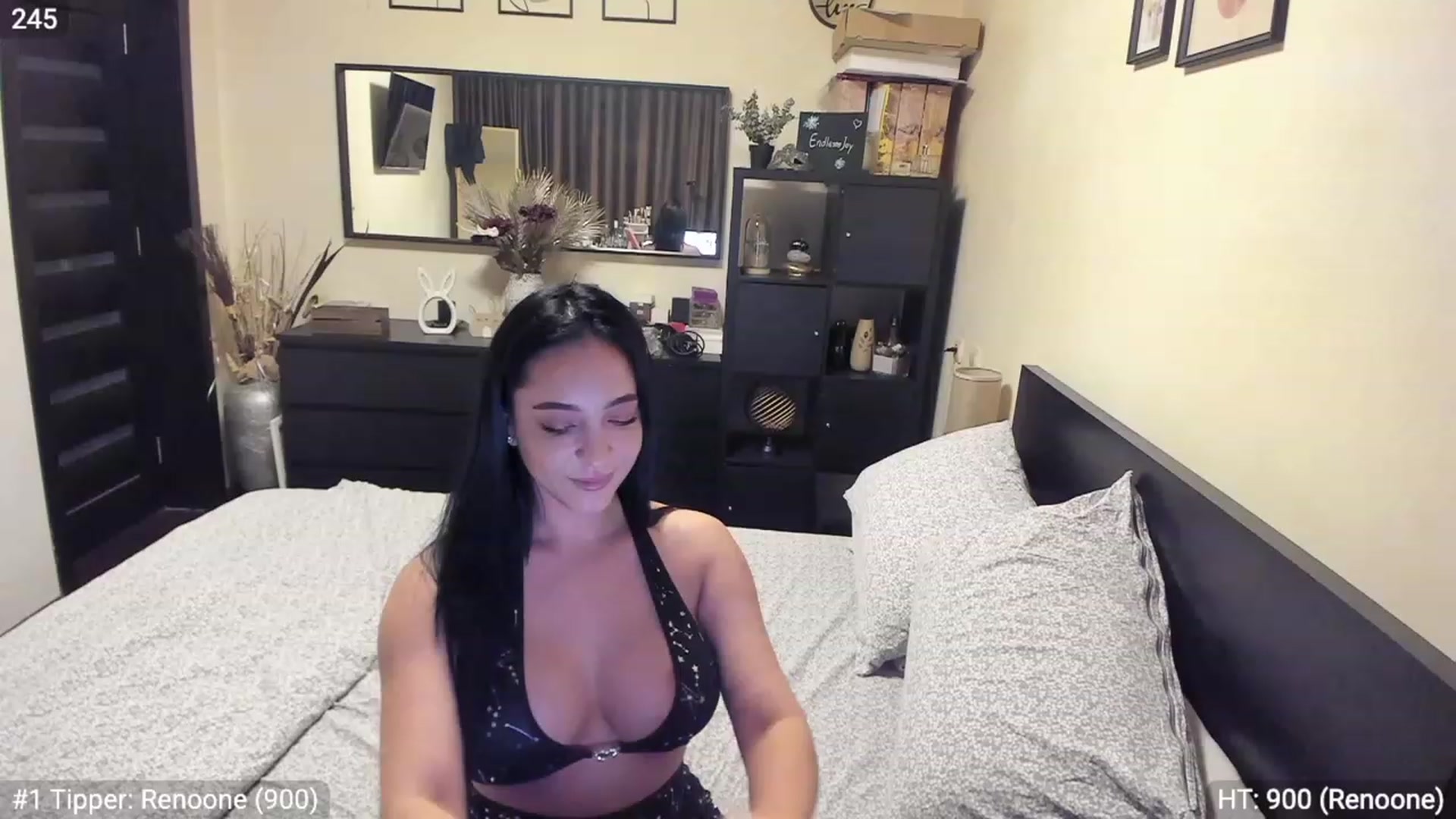 Gallery image thumbnail from EndlesssJoy's myfreecams stream on, 04/24/2023, 06:11 image 2 of 20