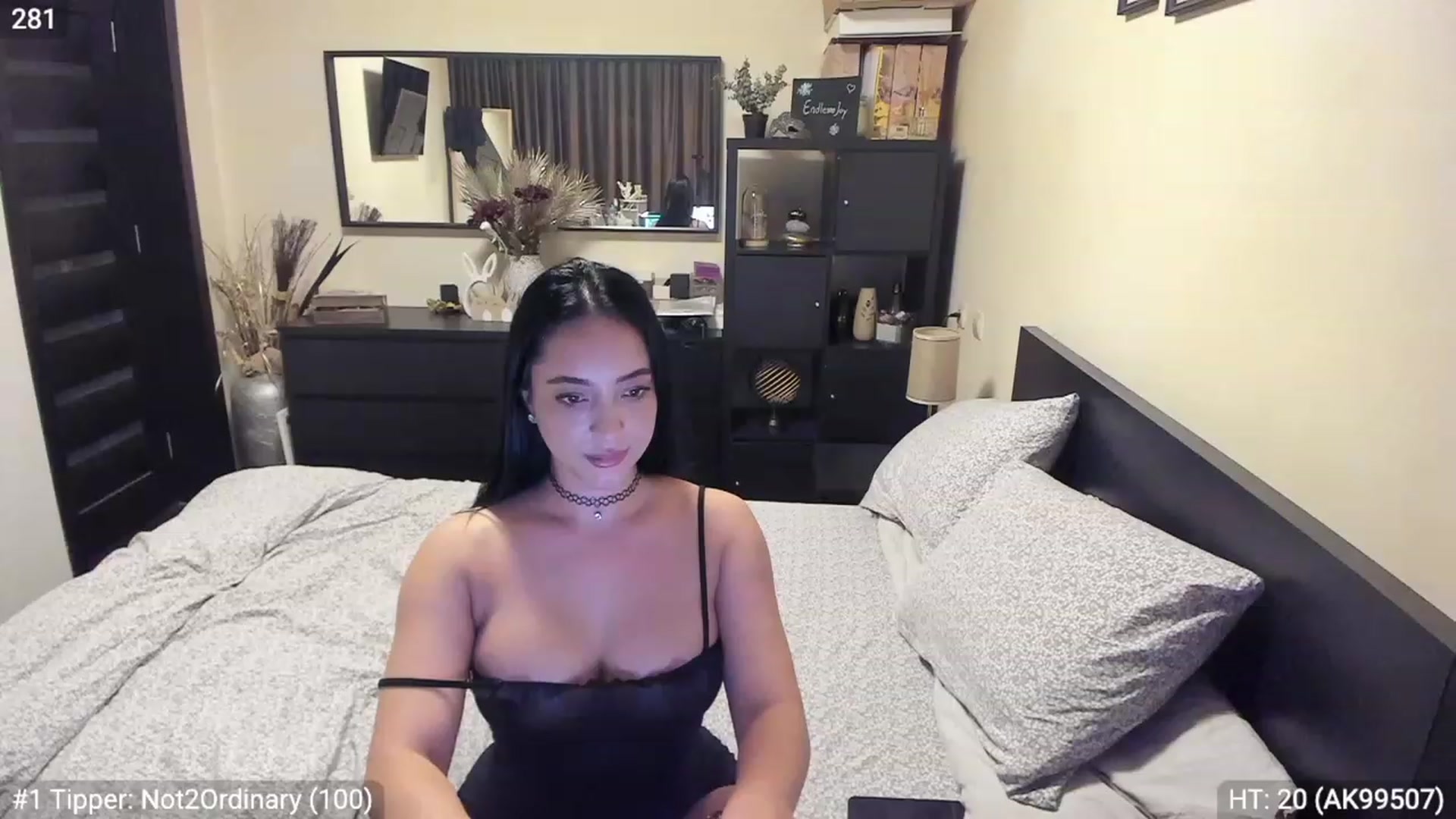 Gallery image thumbnail from EndlesssJoy's myfreecams stream on, 04/27/2023, 05:02 image 6 of 20