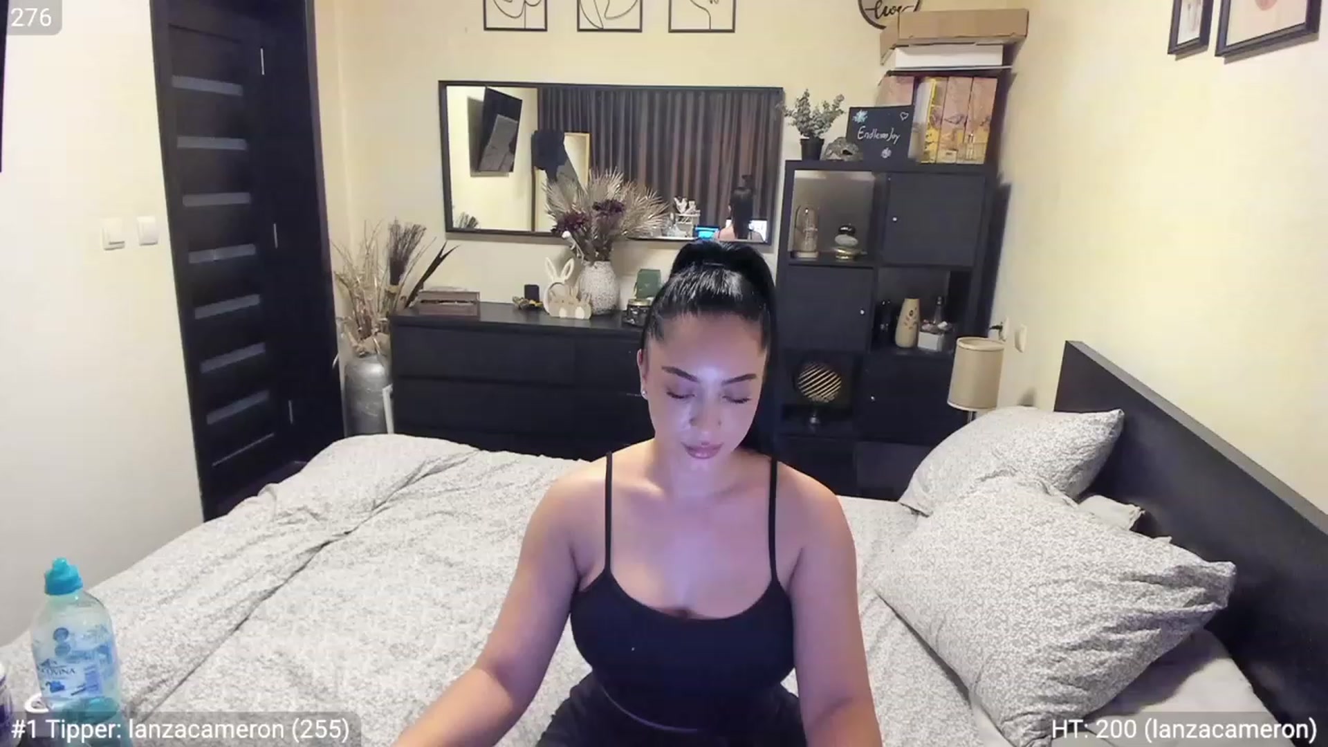 Gallery image thumbnail from EndlesssJoy's myfreecams stream on, 04/27/2023, 07:05 image 19 of 20