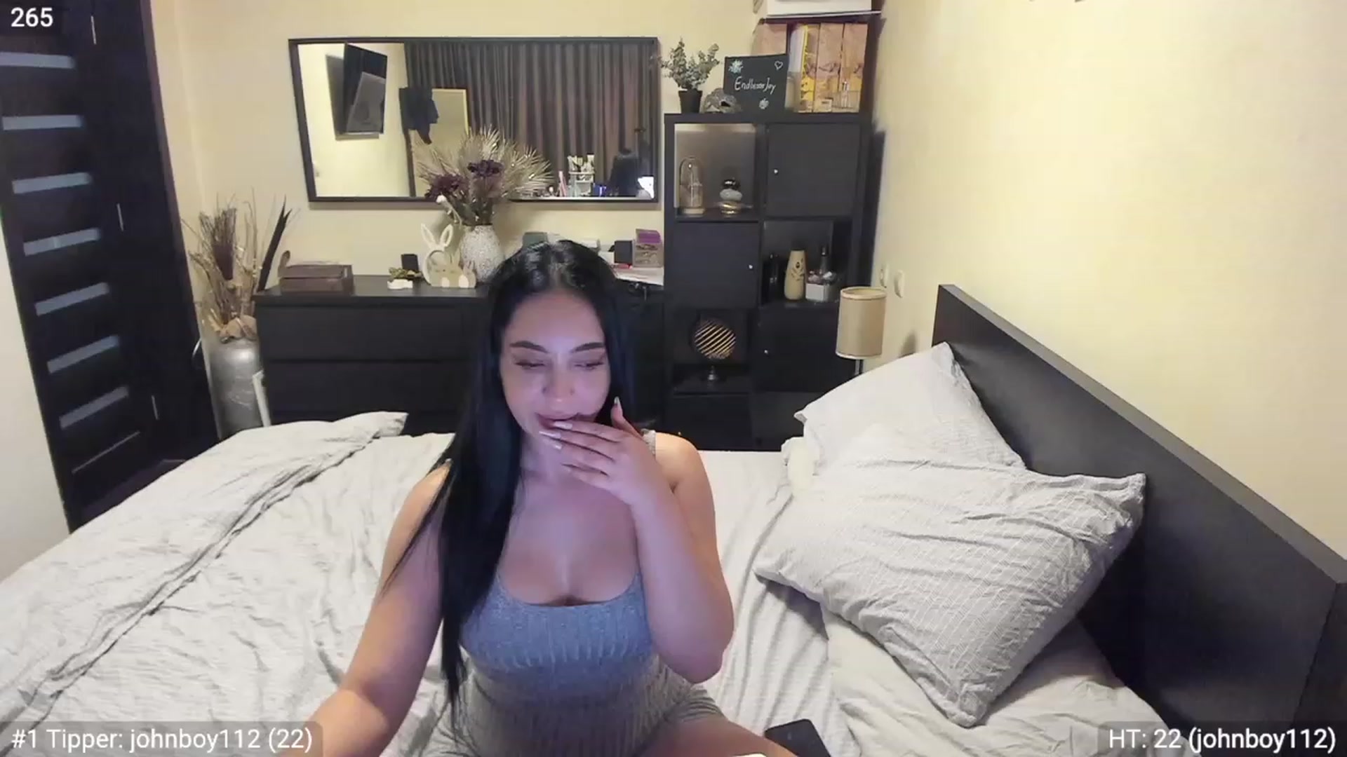 Gallery image thumbnail from EndlesssJoy's myfreecams stream on, 04/29/2023, 07:34 image 12 of 20