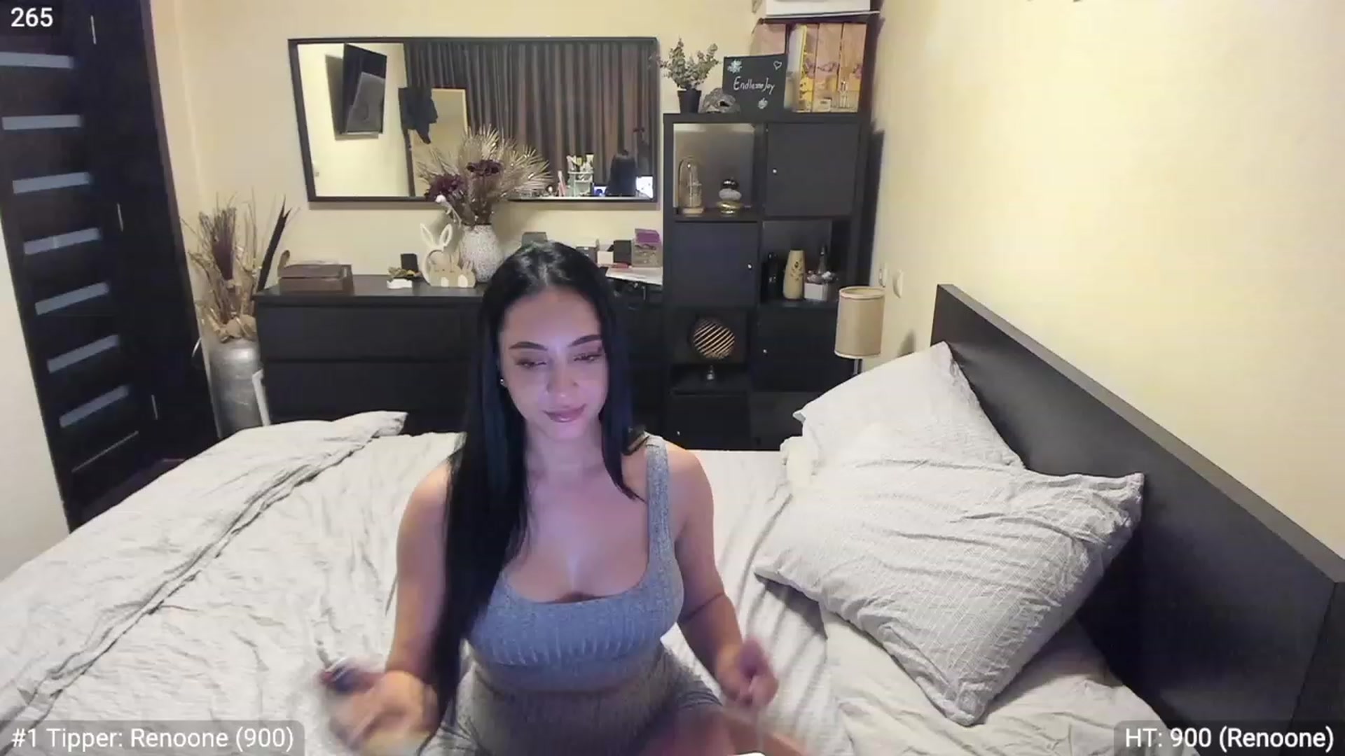 Gallery image thumbnail from EndlesssJoy's myfreecams stream on, 04/29/2023, 07:34 image 5 of 20