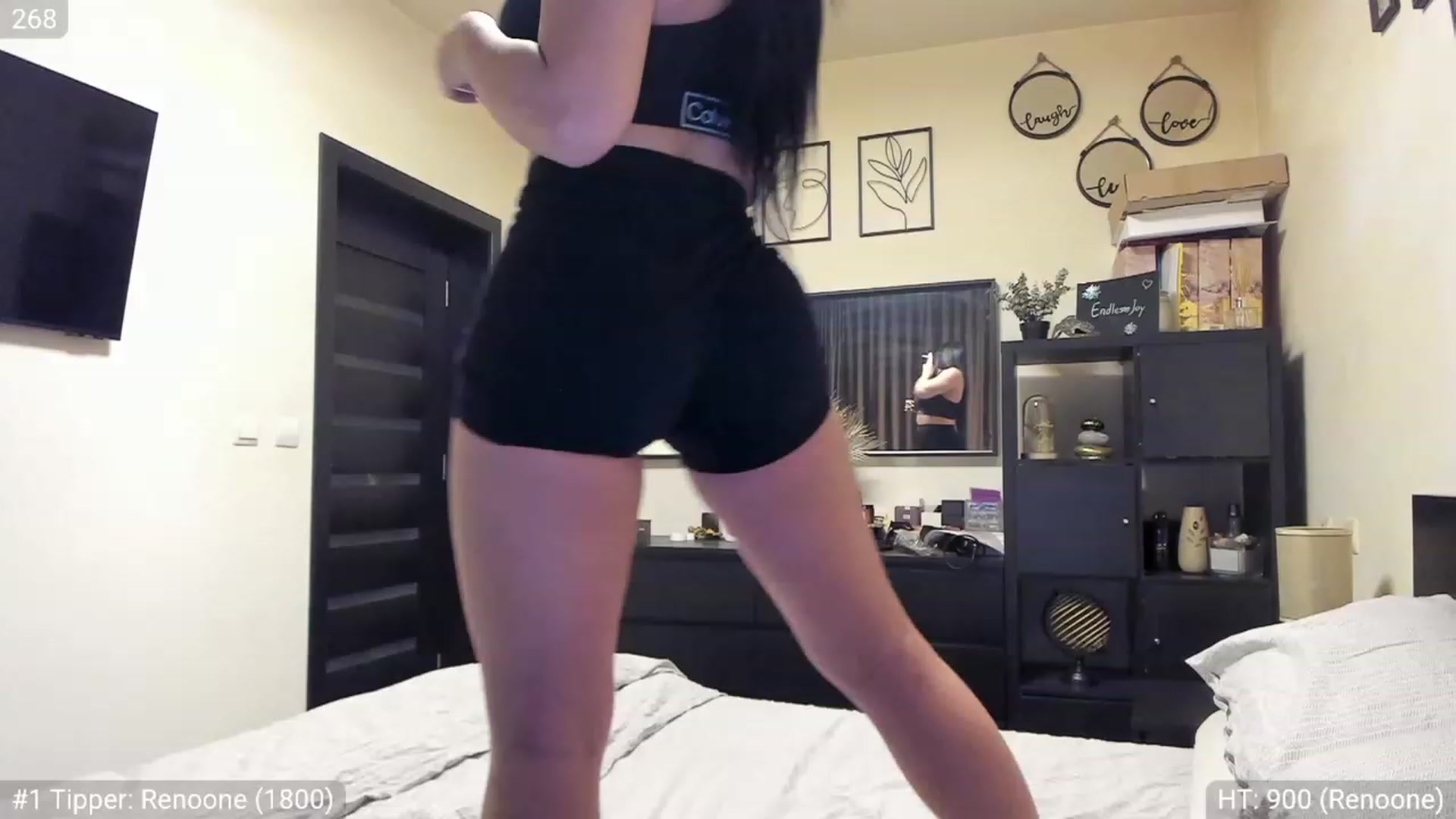 Gallery image thumbnail from EndlesssJoy's myfreecams stream on, 04/30/2023, 01:37 image 20 of 20