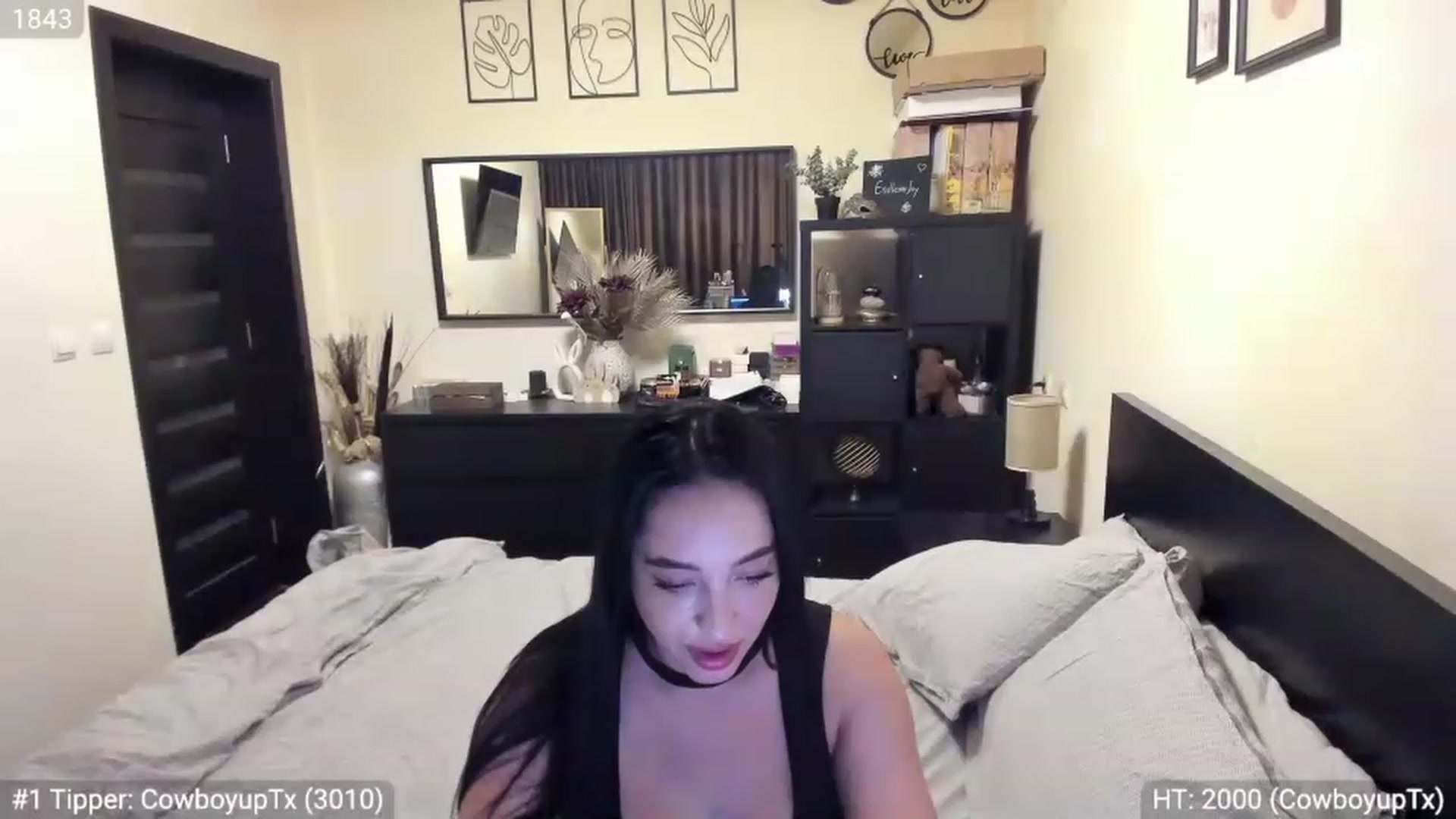 Gallery image thumbnail from EndlesssJoy's myfreecams stream on, 05/04/2023, 03:13 image 4 of 20
