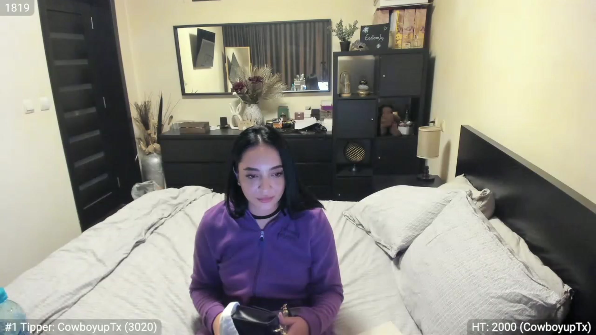 Gallery image thumbnail from EndlesssJoy's myfreecams stream on, 05/04/2023, 05:47 image 16 of 20