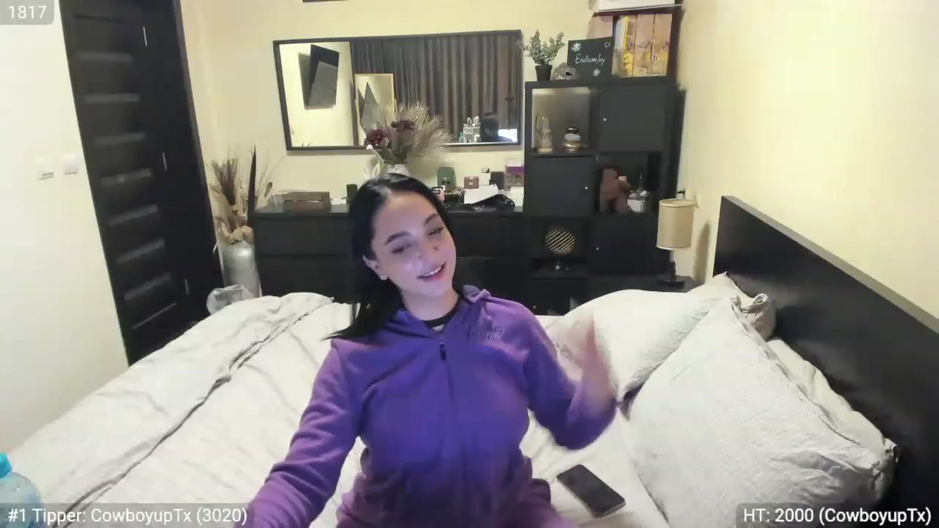 Gallery image thumbnail from EndlesssJoy's myfreecams stream on, 05/04/2023, 05:47 image 17 of 20