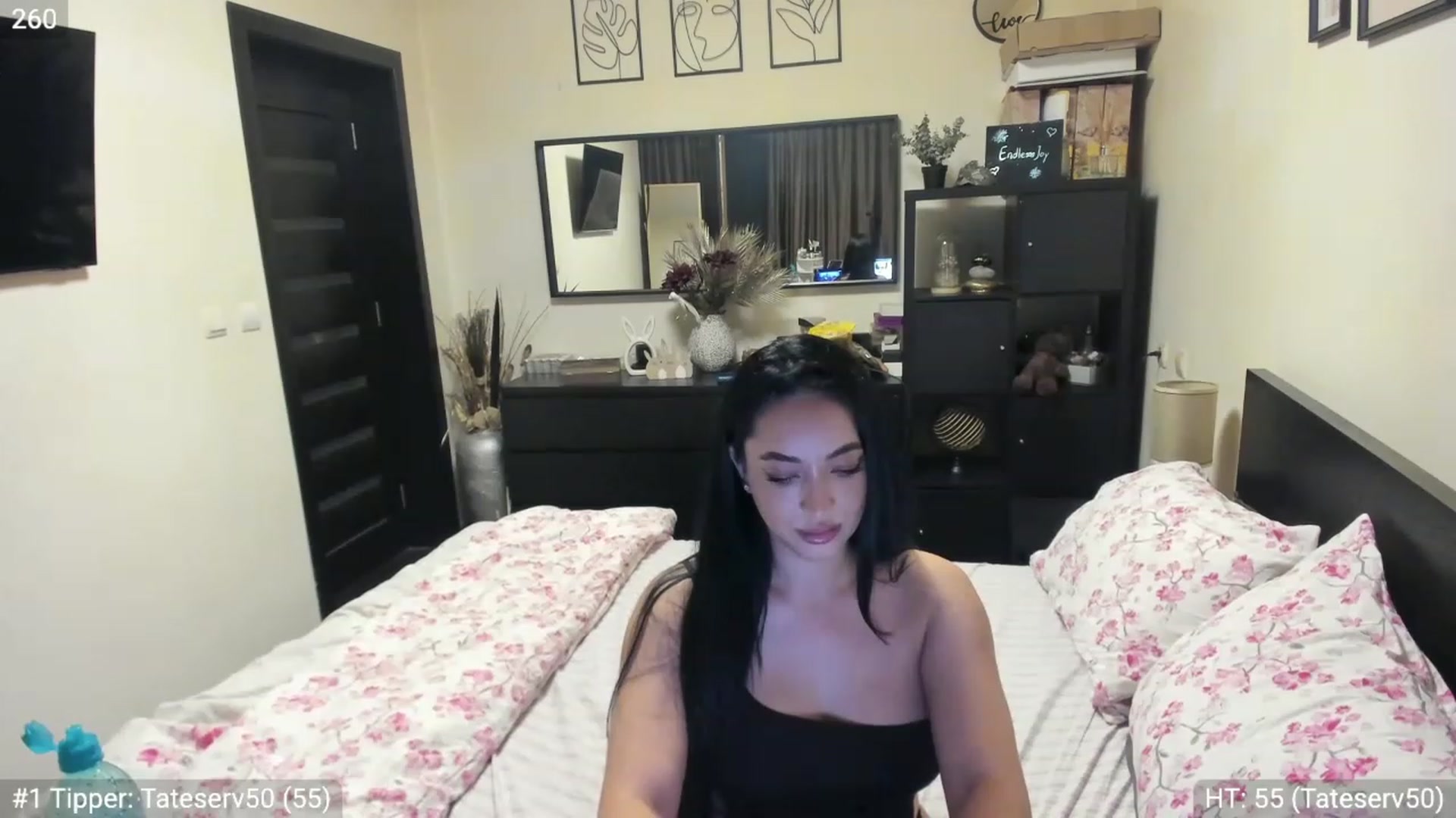 Gallery image thumbnail from EndlesssJoy's myfreecams stream on, 06/04/2023, 01:41 image 7 of 20