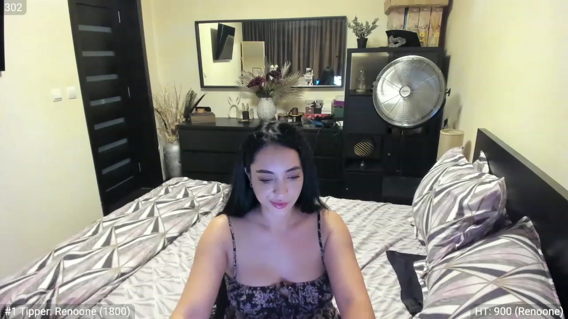 Gallery image thumbnail from EndlesssJoy's myfreecams stream on, 06/26/2023, 06:51 image 5 of 20
