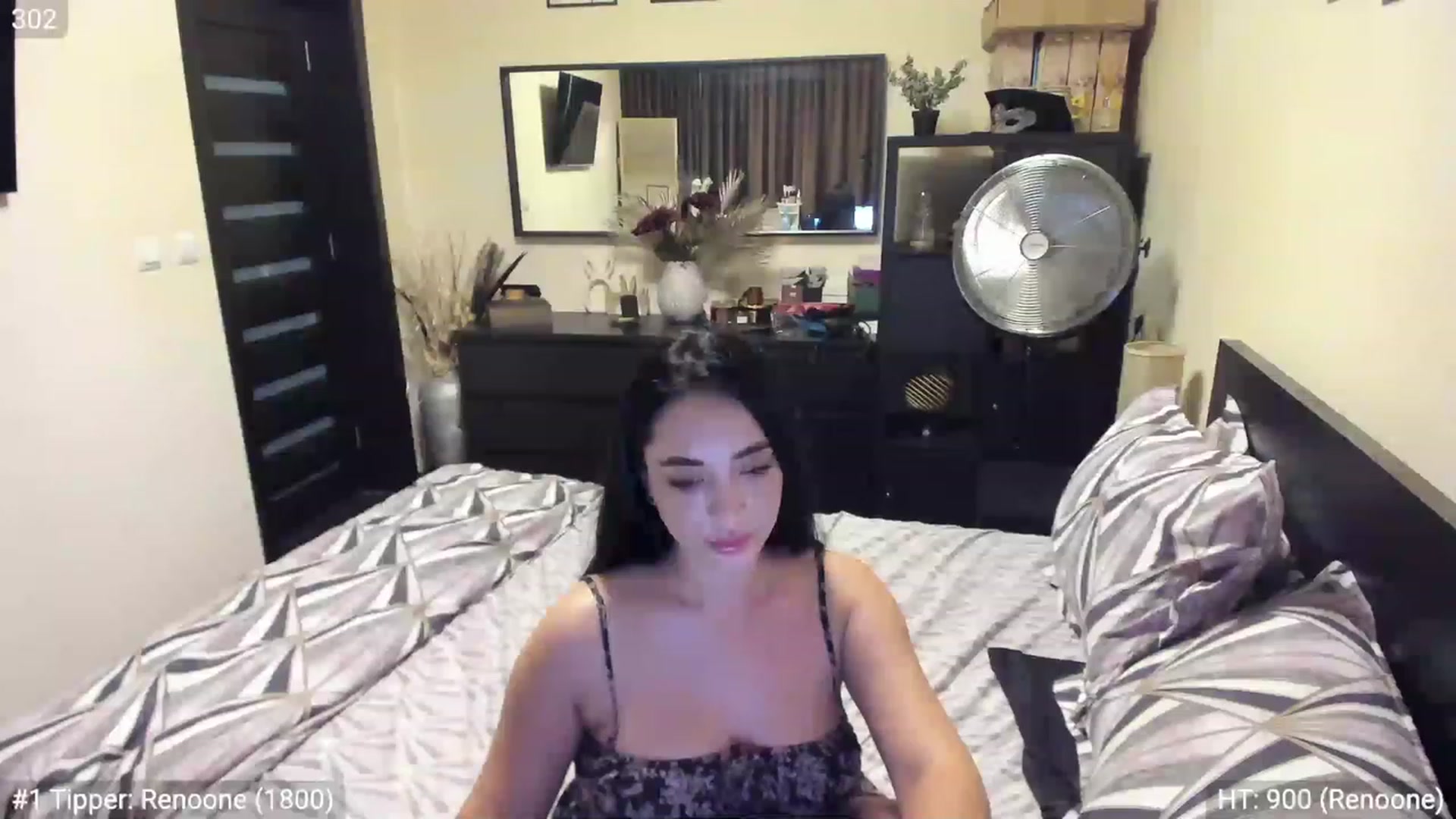 Gallery image thumbnail from EndlesssJoy's myfreecams stream on, 06/26/2023, 06:51 image 16 of 20