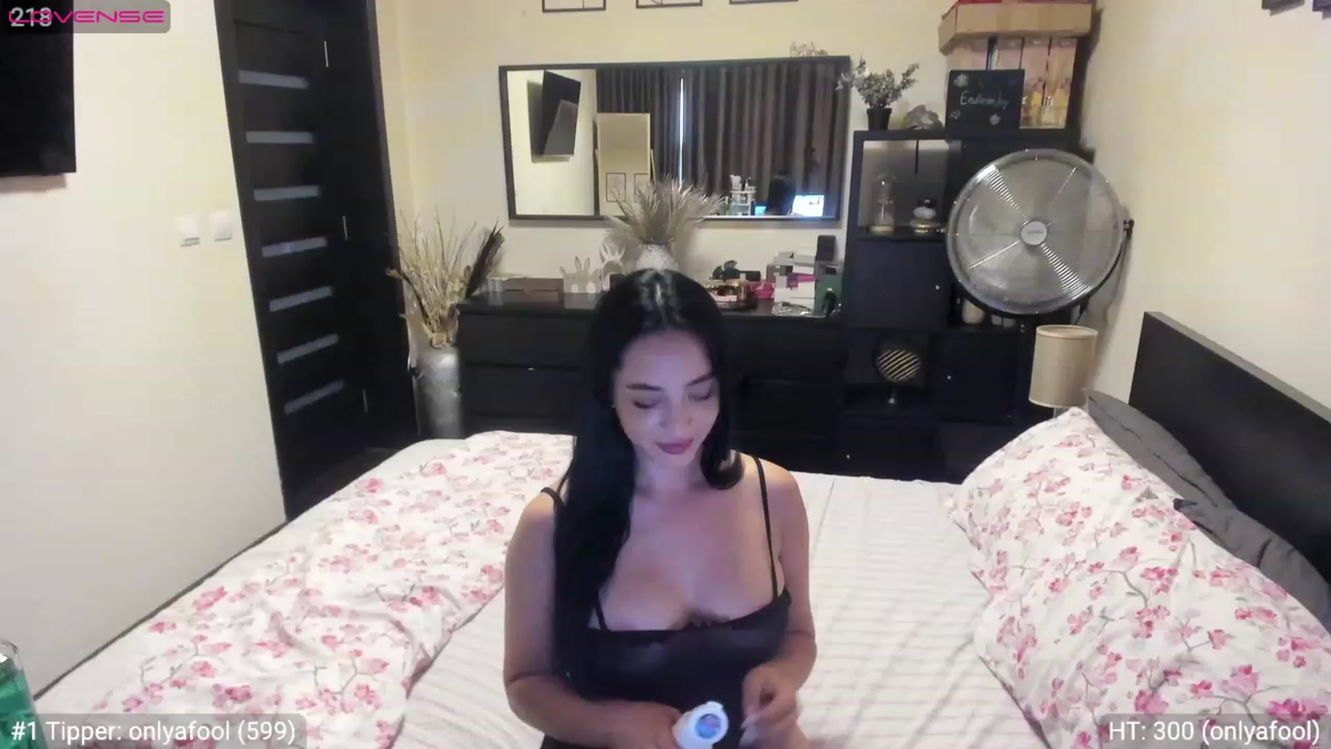 Gallery image thumbnail from EndlesssJoy's myfreecams stream on, 07/15/2023, 05:56 image 10 of 20