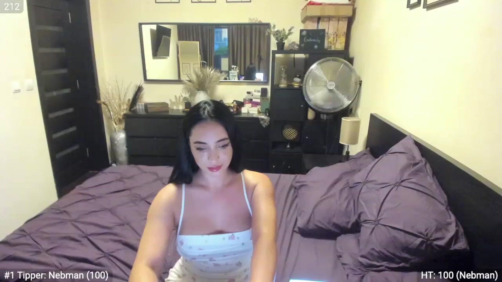 Gallery image thumbnail from EndlesssJoy's myfreecams stream on, 07/20/2023, 04:35 image 3 of 20