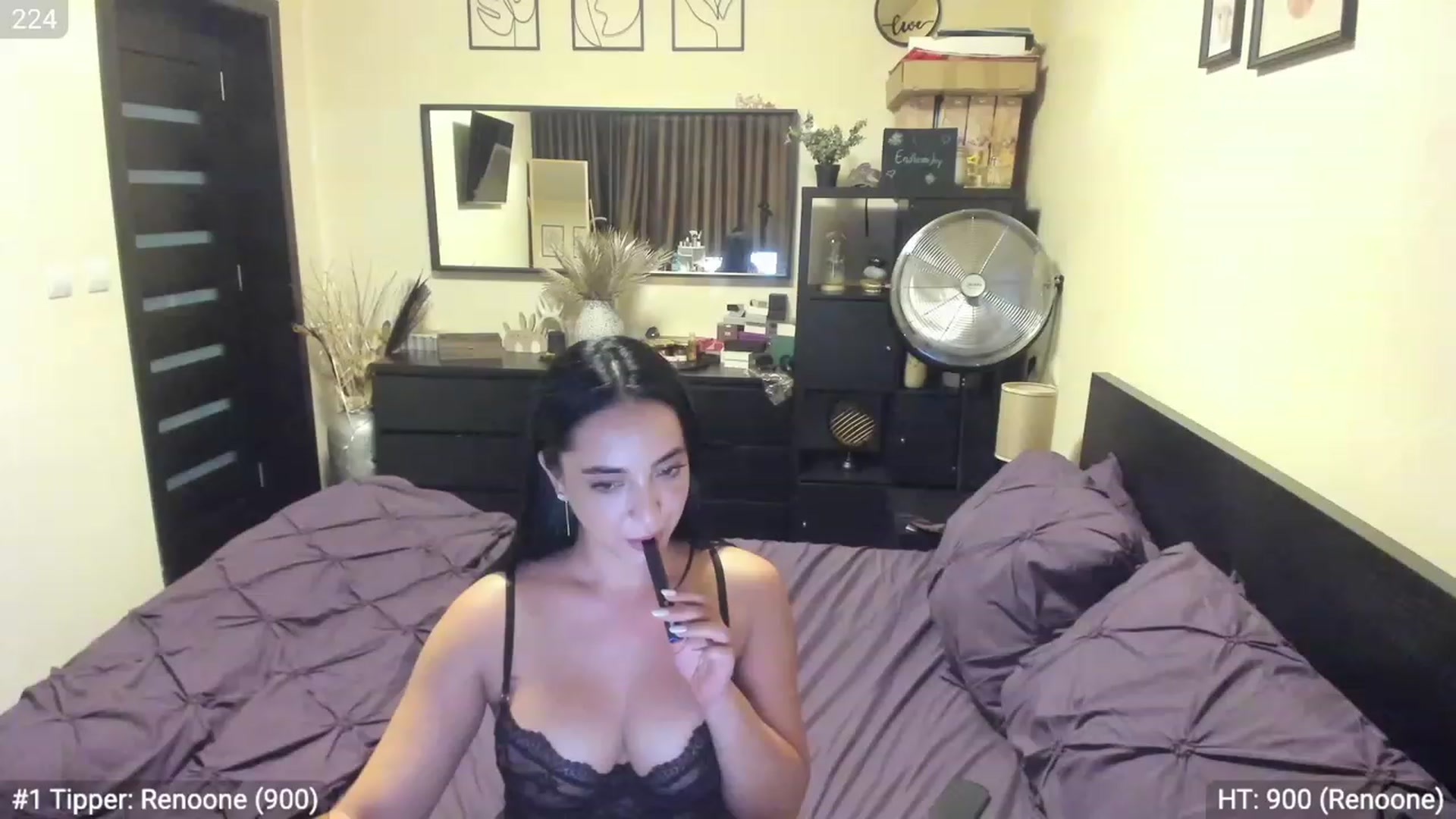 Gallery image thumbnail from EndlesssJoy's myfreecams stream on, 07/22/2023, 05:46 image 18 of 20