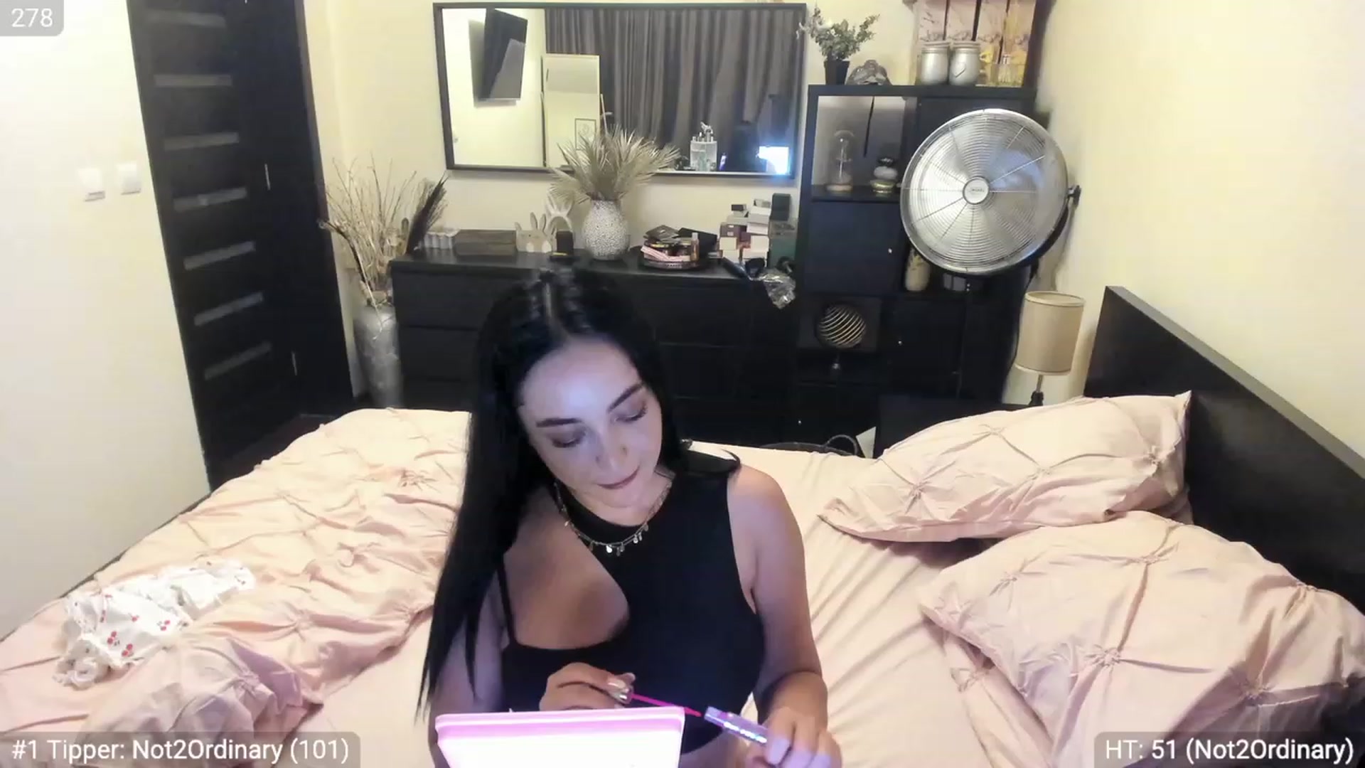 Gallery image thumbnail from EndlesssJoy's myfreecams stream on, 07/28/2023, 04:45 image 3 of 20