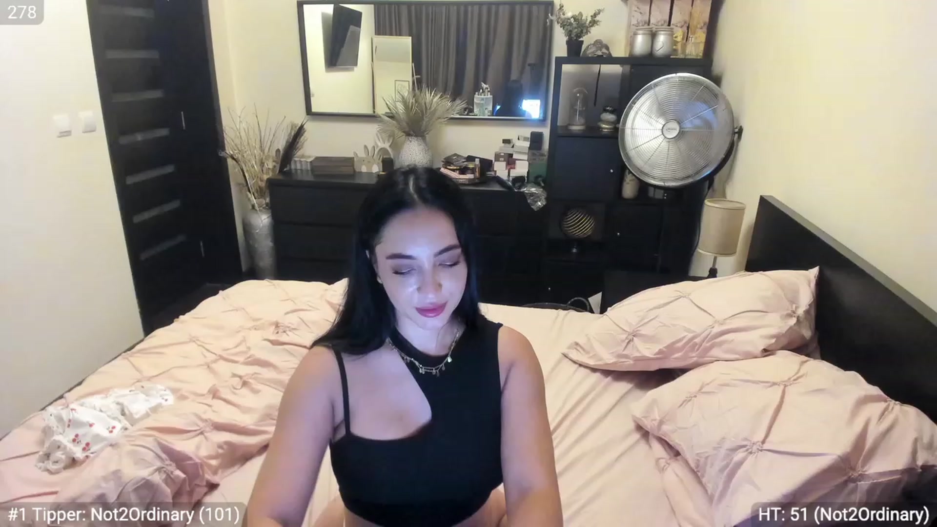 Gallery image thumbnail from EndlesssJoy's myfreecams stream on, 07/28/2023, 04:45 image 2 of 20