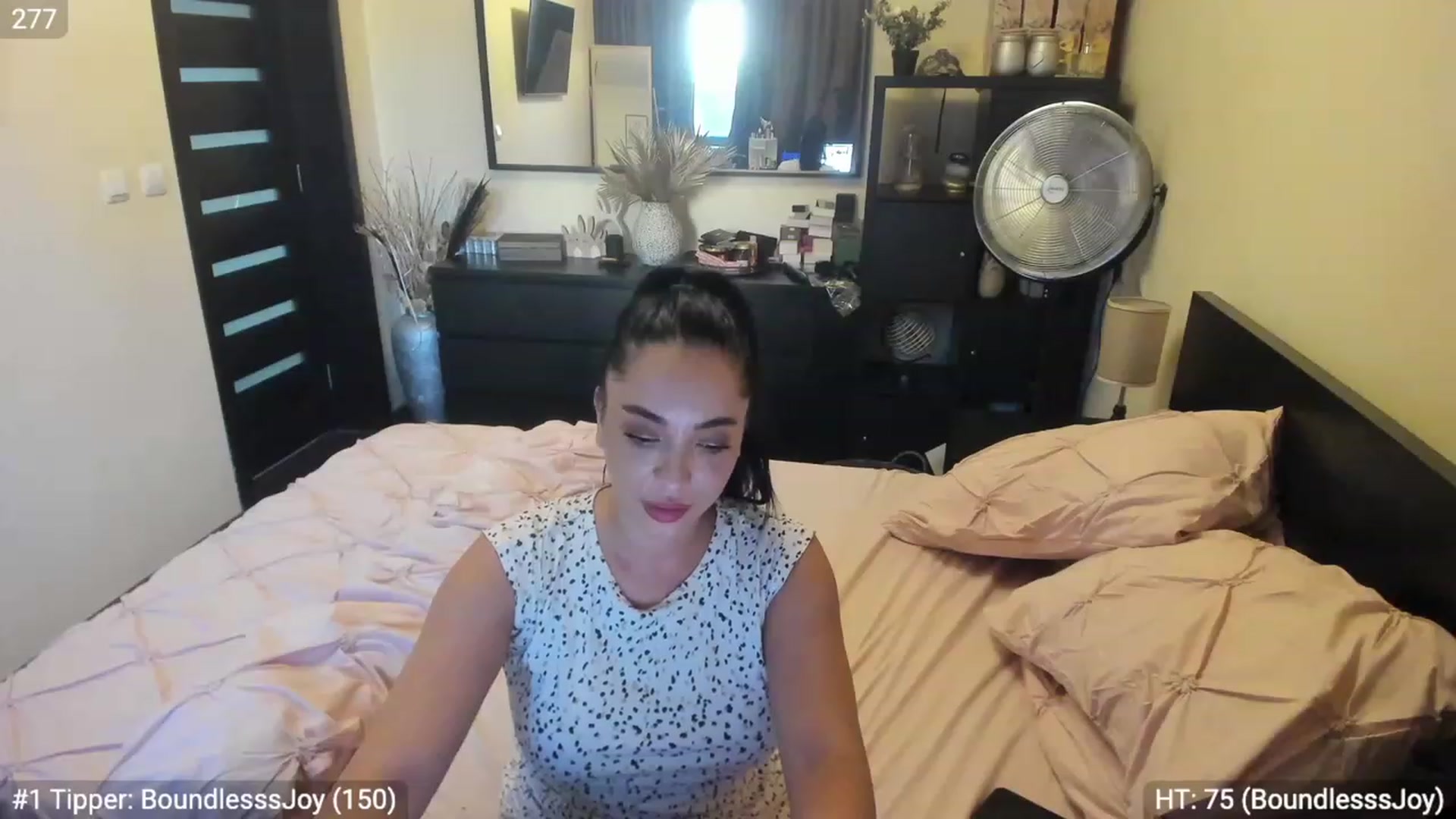 Gallery image thumbnail from EndlesssJoy's myfreecams stream on, 07/28/2023, 05:42 image 20 of 20