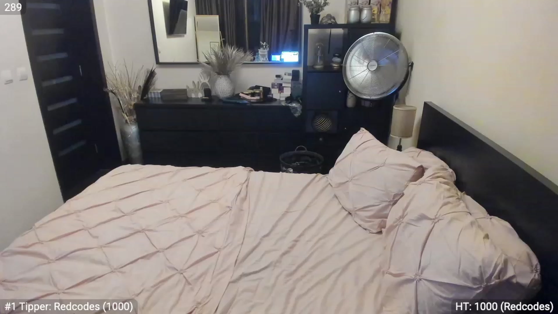 Gallery image thumbnail from EndlesssJoy's myfreecams stream on, 07/29/2023, 02:42 image 8 of 20