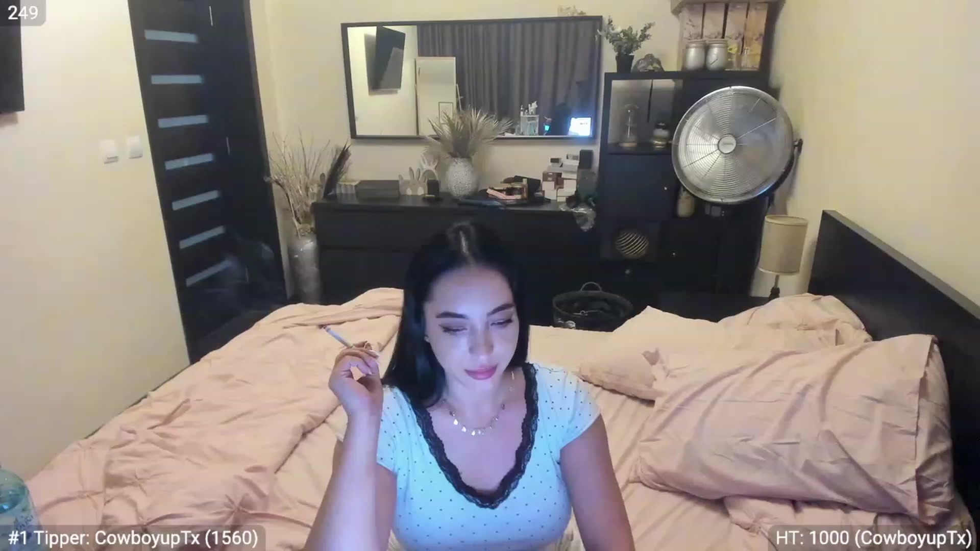 Gallery image thumbnail from EndlesssJoy's myfreecams stream on, 07/29/2023, 08:29 image 1 of 20