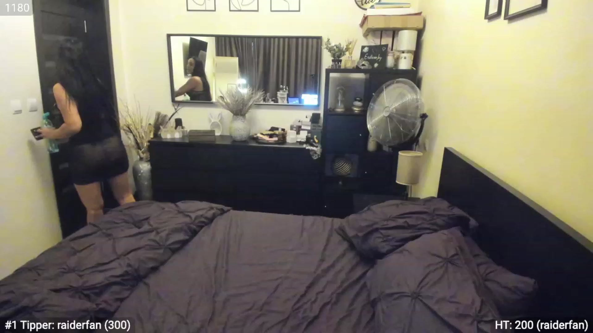 Gallery image thumbnail from EndlesssJoy's myfreecams stream on, 08/04/2023, 03:23 image 14 of 20