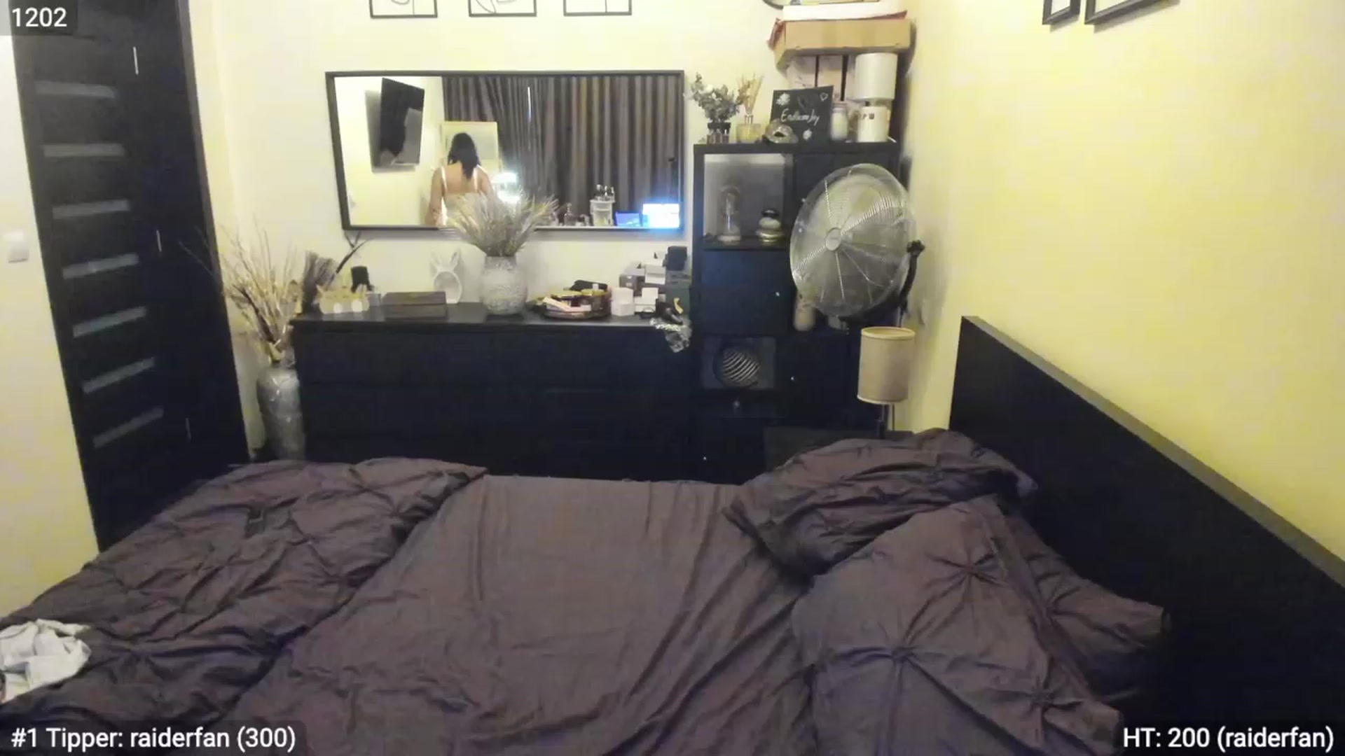 Gallery image thumbnail from EndlesssJoy's myfreecams stream on, 08/04/2023, 05:26 image 2 of 20